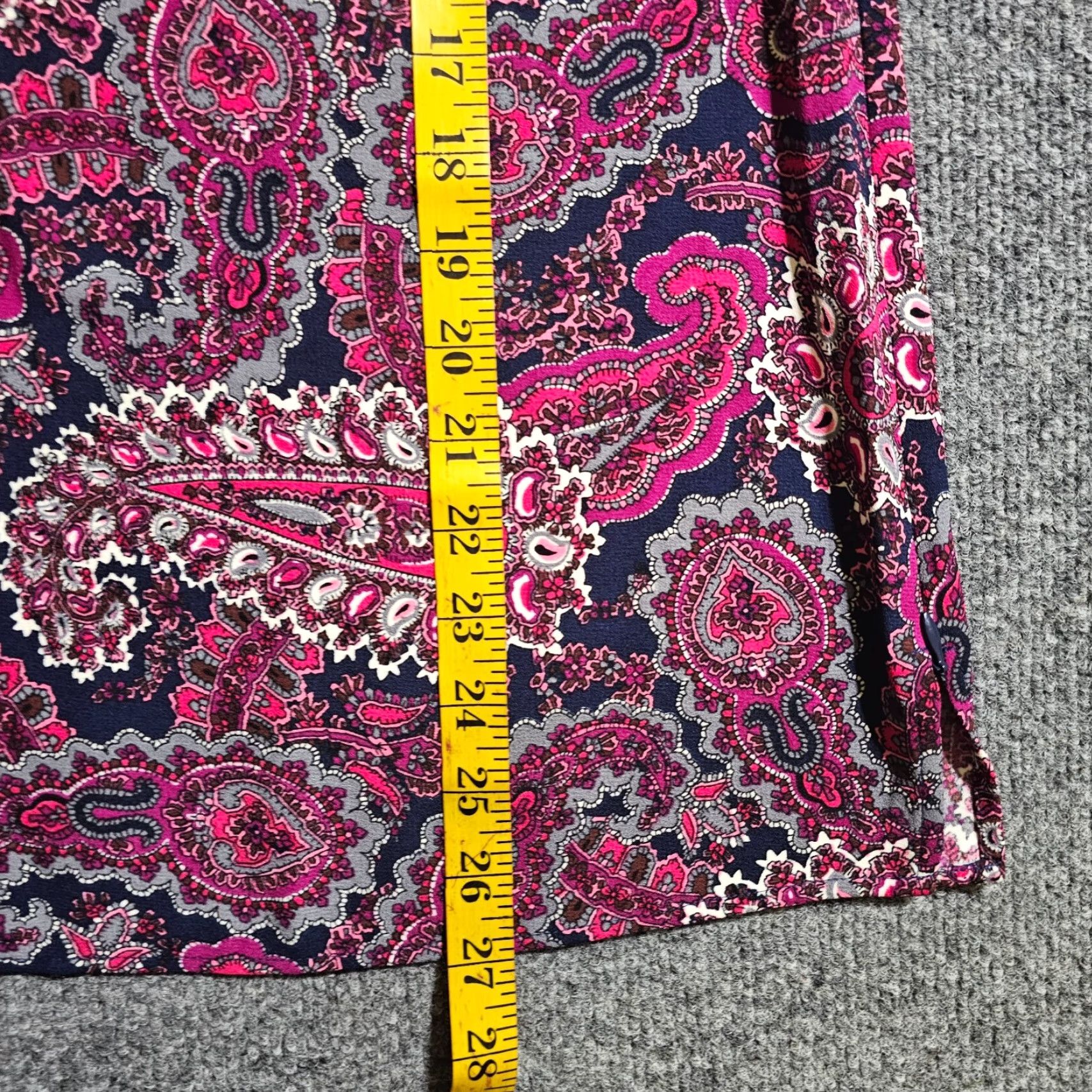 Talbots Talbots Top Shirt Women Large Pink Blue Paisley Bell Sleeve Casual Career Office Shirt Size L / US 10 / IT 46 - 6 Thumbnail