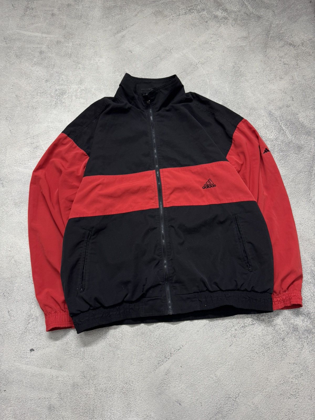 Adidas Vintage Y2k Adidas 💙🖤 Nylon Spellout Logo Jacket 90’s Size US XL / EU 56 / 4 - 1 Thumbnail