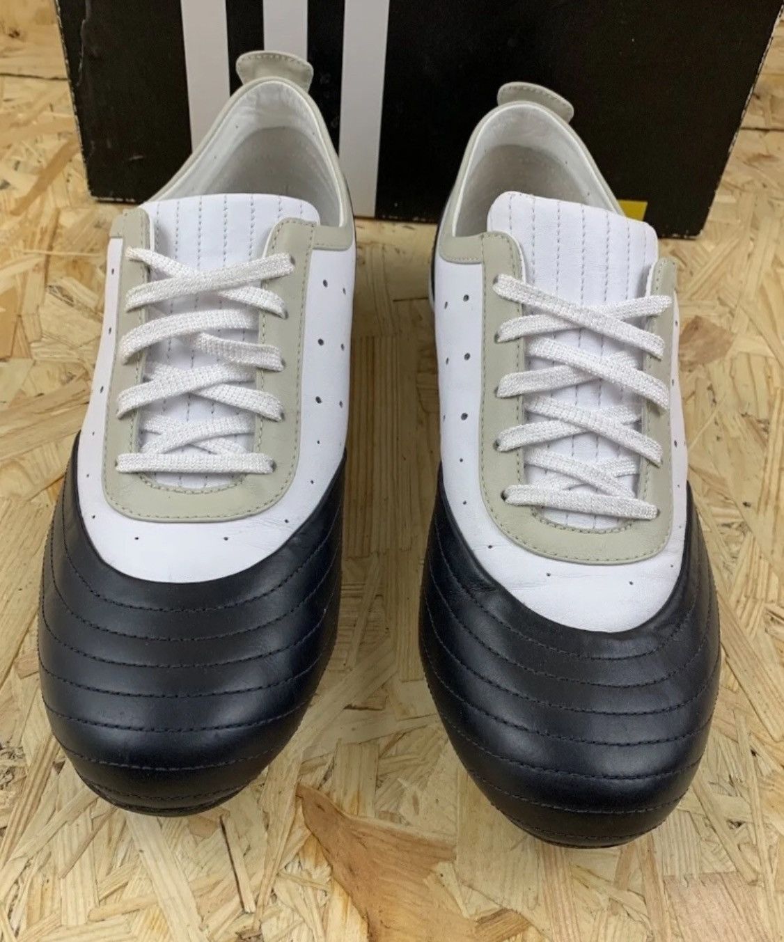 Y-3 sneakers size 95 US black/ white