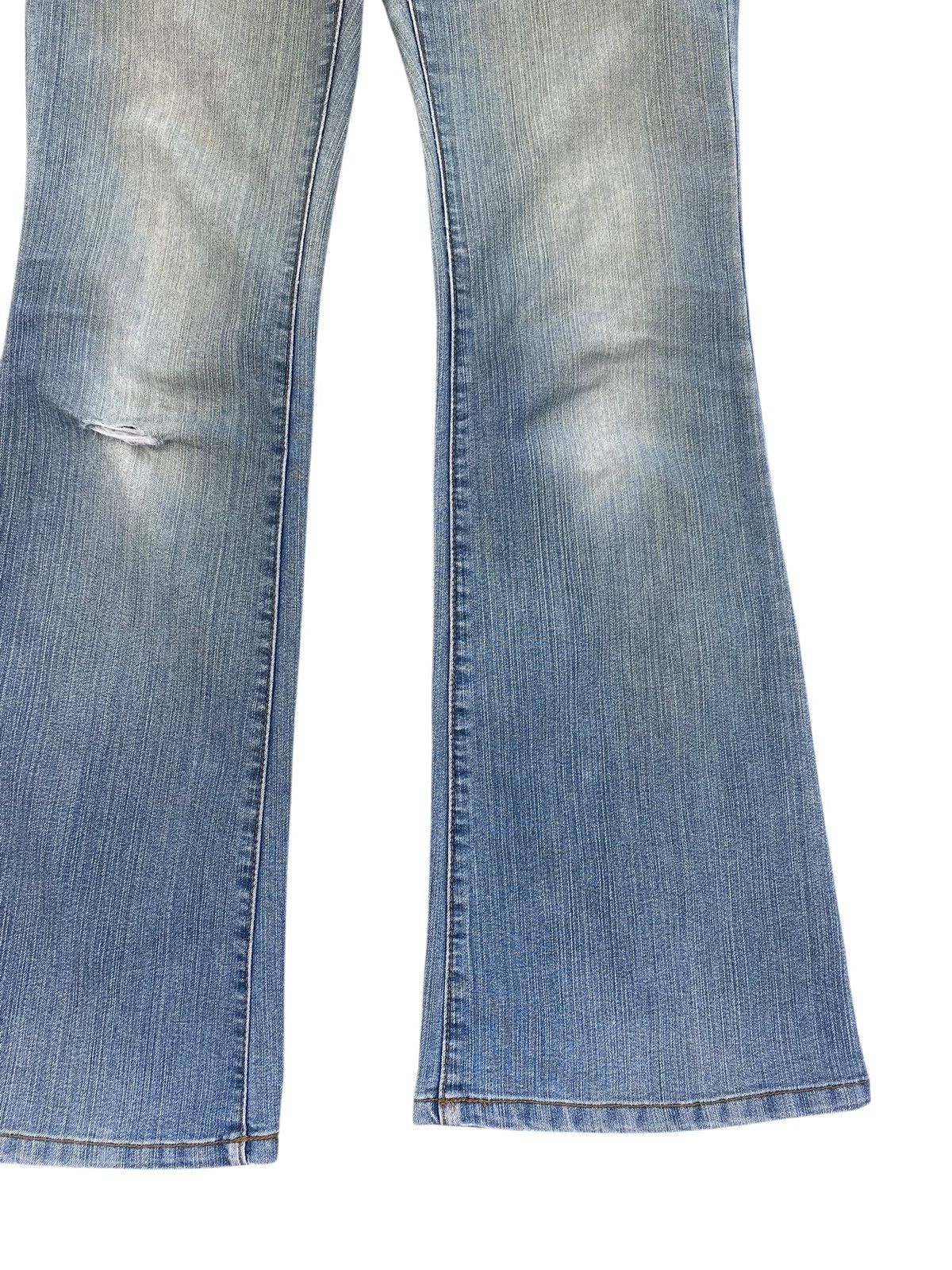 Japanese Brand Japanese Brand Faded Wash Style Flare Jeans Size US 30 / EU 46 - 6 Thumbnail