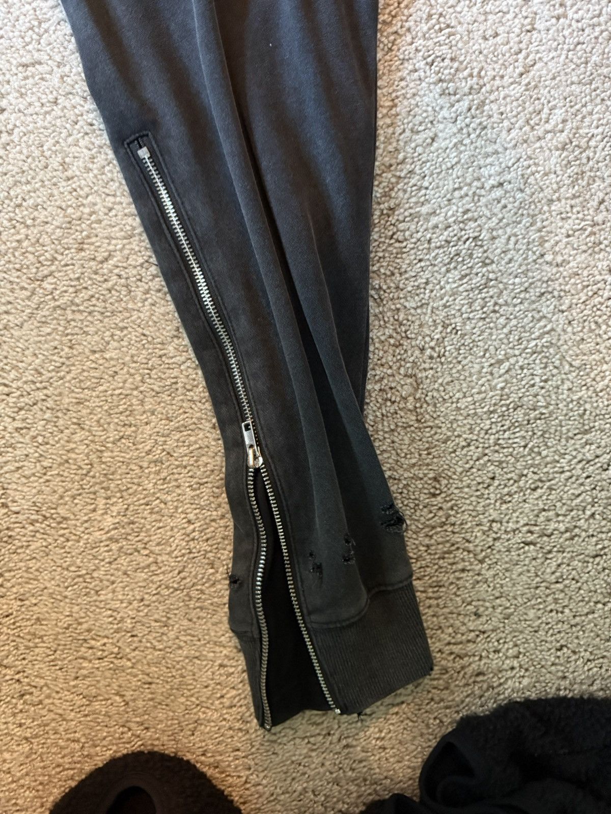 Other Flair Black distressed hoodie Size US XL / EU 56 / 4 - 2 Thumbnail