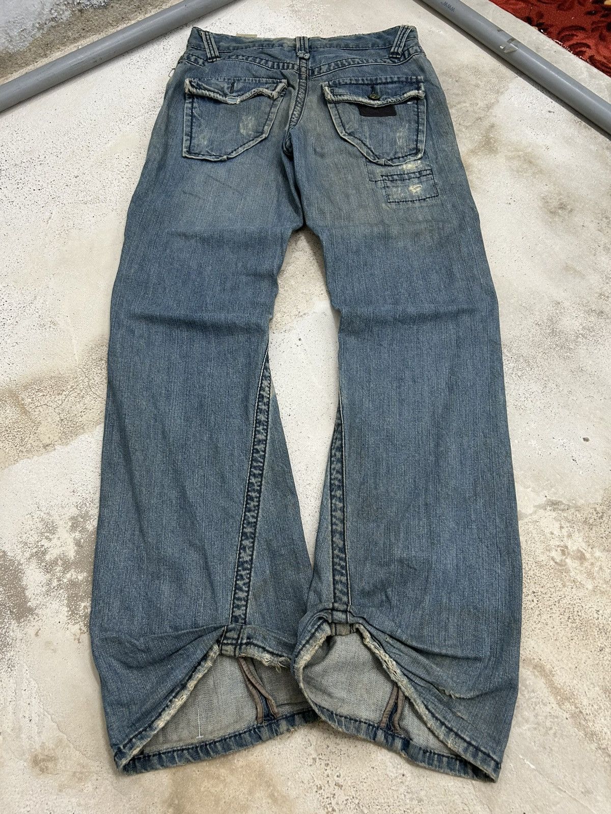 Le Grande Bleu (L.G.B.) Vintage Flare Stitch’s Tailored Denim Japan Uroboro Dirty Size US 32 / EU 48 - 2 Thumbnail