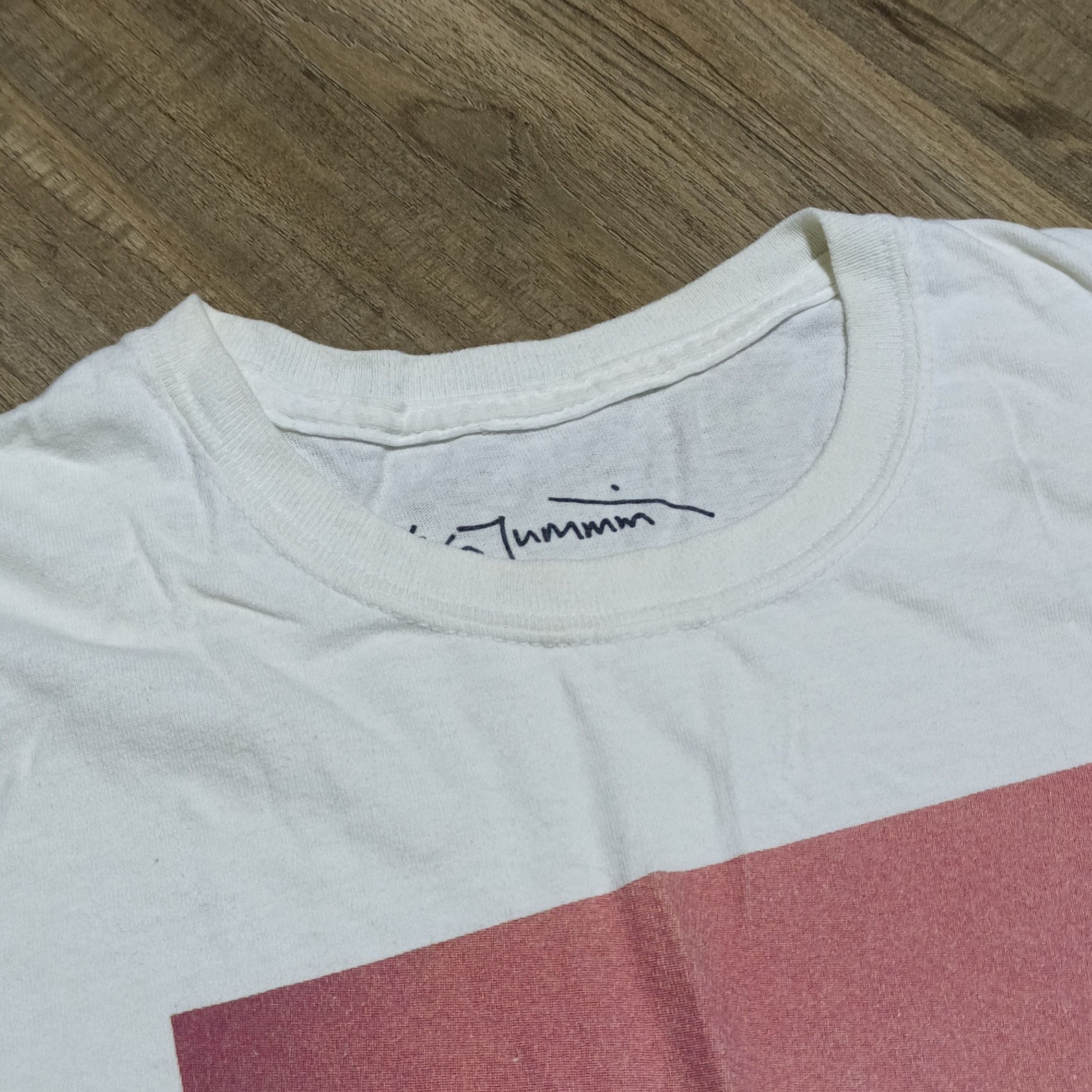 Band Tees Rare Bjork photo tee by Kevin Cummins Size US M / EU 48-50 / 2 - 3 Thumbnail
