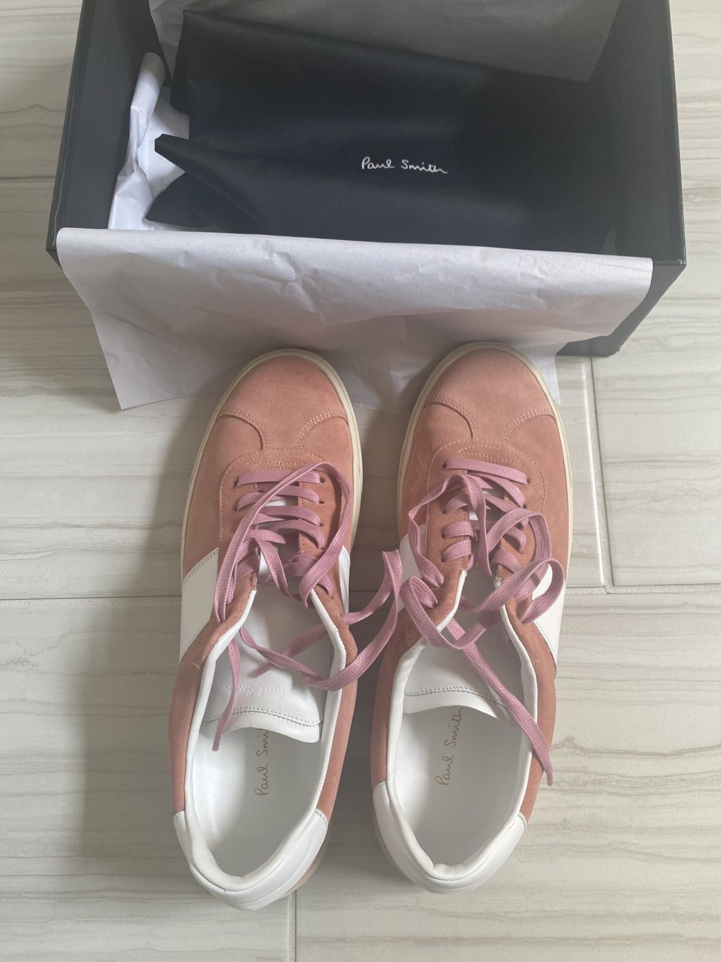 Paul smith levon online