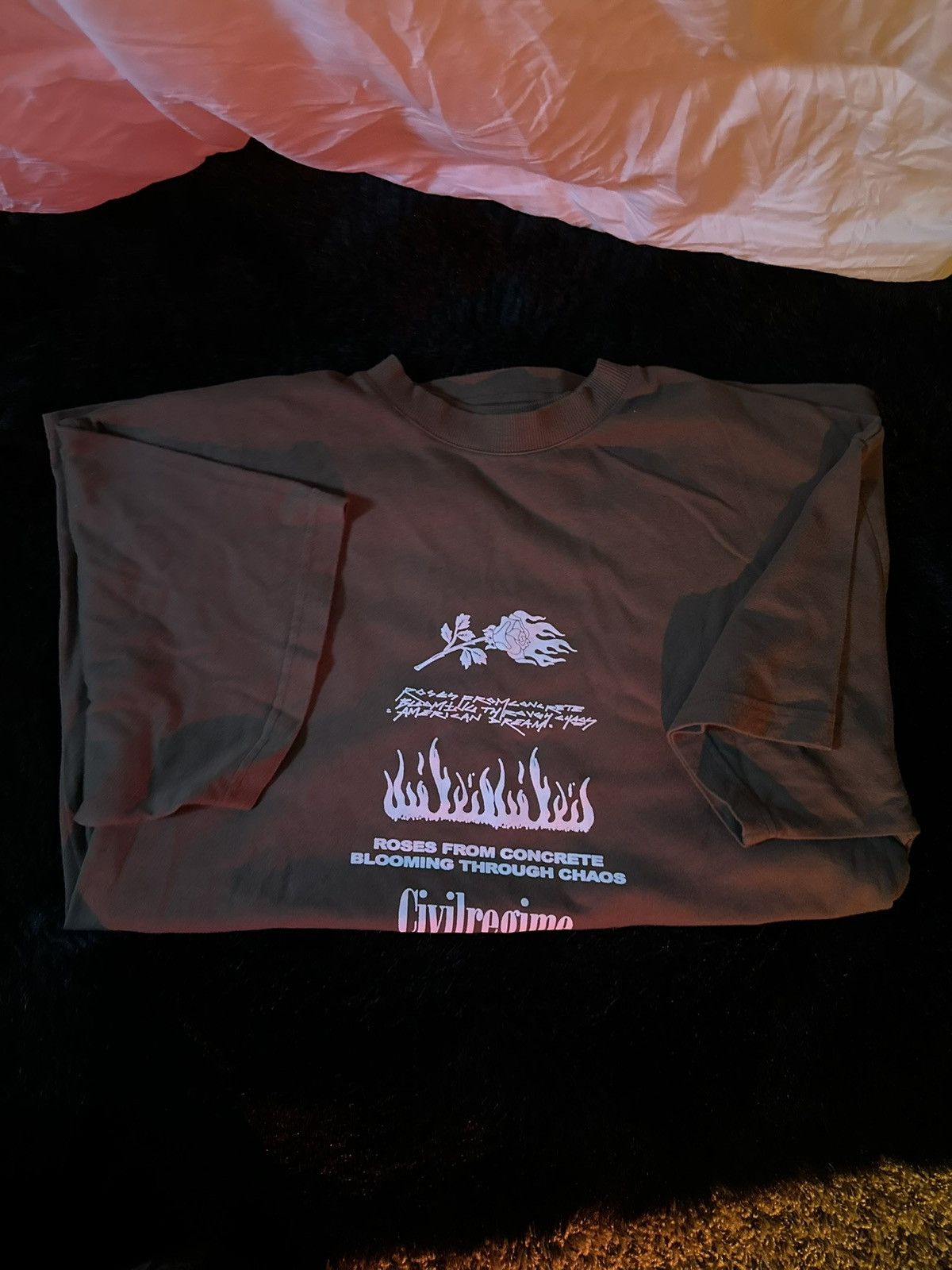 Civil Regime Civil Regime Flaming Rose Graphic T-Shirt Size M Brown/White Size US S / EU 44-46 / 1 - 4 Thumbnail