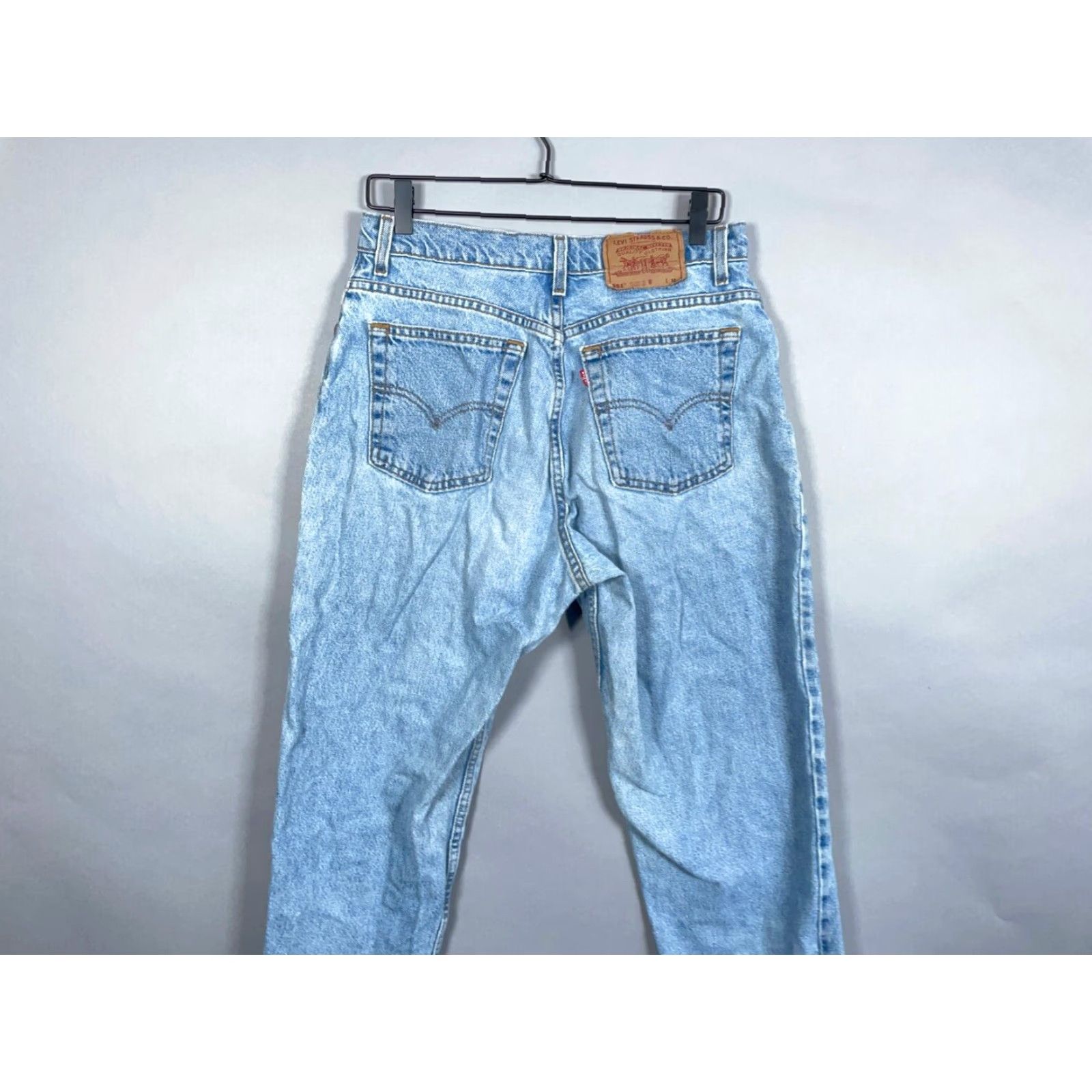 Levi's VINTAGE Levi's 551 Relaxed Tapered Jeans Women's 14 Med 31 x 28.5 Blue 90s Hipster Size 36" / US 14 / IT 50 - 3 Thumbnail