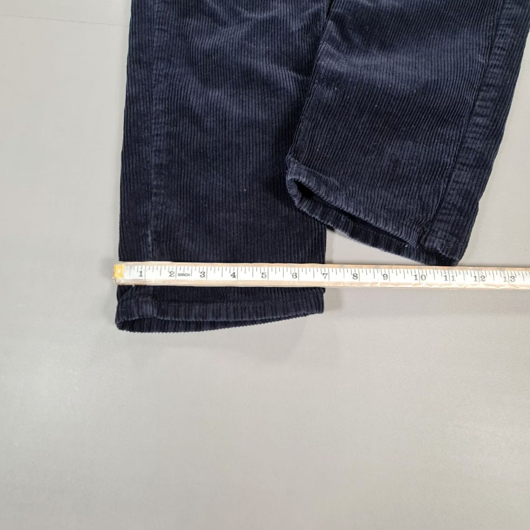 Carhartt VINTAGE Carhartt WIP Mens Trousers Navy Blue W32 L29 Corduroy Flat Front Button Fly Chino Pockets 100% Cotton Mens Trouser Size US 32 / EU 48 - 6 Thumbnail