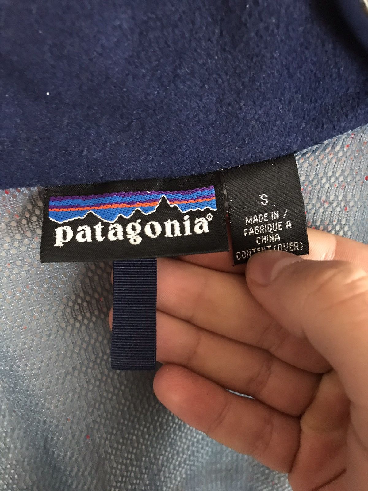 Patagonia Men’s S/46,Patagonia Waterproof,Windbreaker Hooded Jacket Size US S / EU 44-46 / 1 - 6 Thumbnail