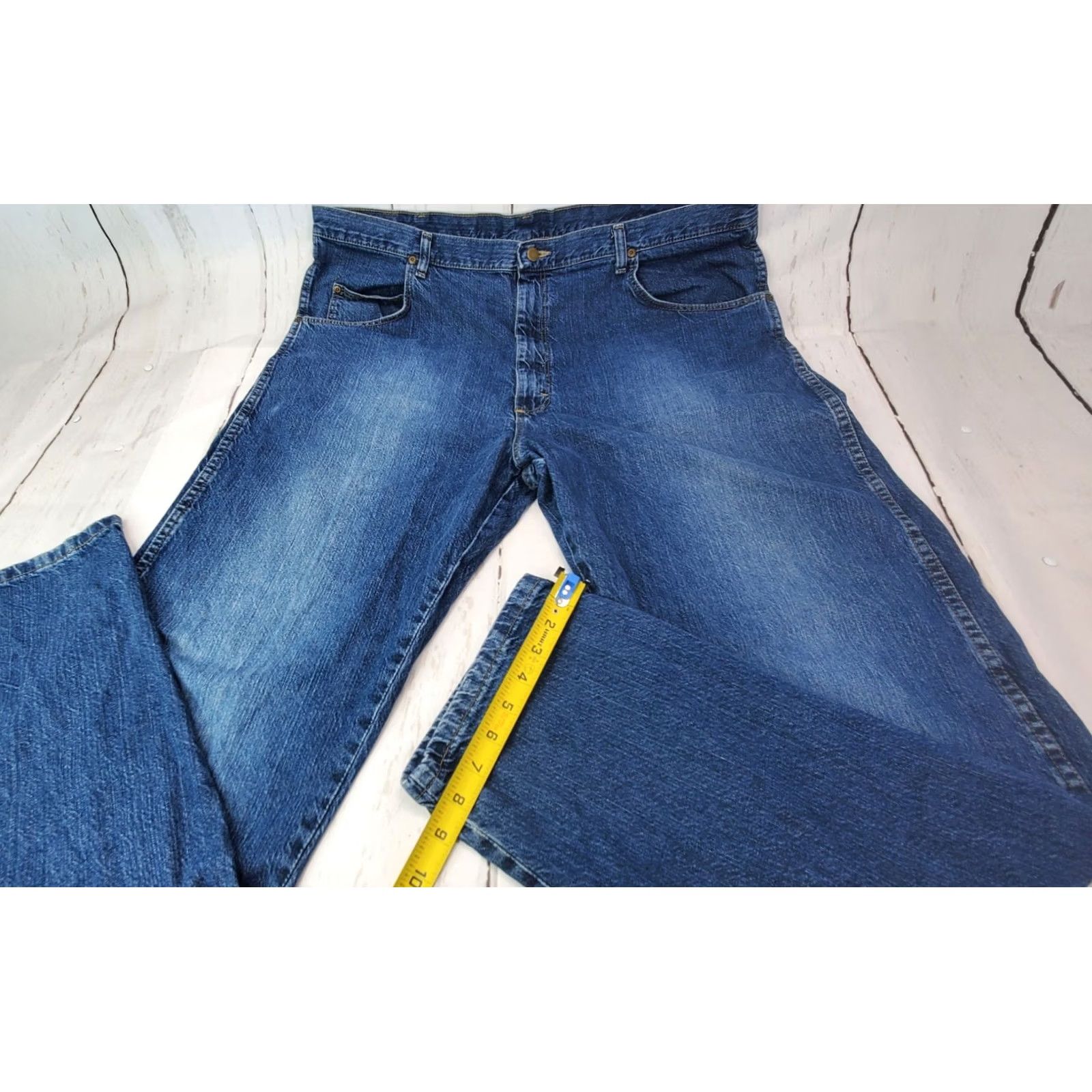 Wrangler Wrangler Rugged Wear Jeans Men 42x34 Blue Straight Denim Work 35002AB Silk? Size US 42 / EU 58 - 2 Thumbnail