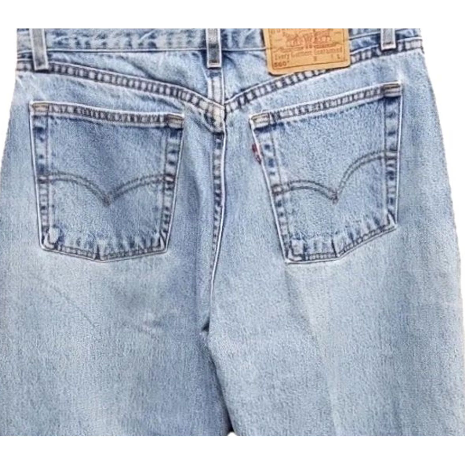 Levi's VINTAGE Levi’s 560 High Rise Mom Jeans Light Denim Straight Leg Womens 12 Blue USA 31 in Inseam Regular Fit Size 24" / US 00 / IT 34 - 5 Thumbnail