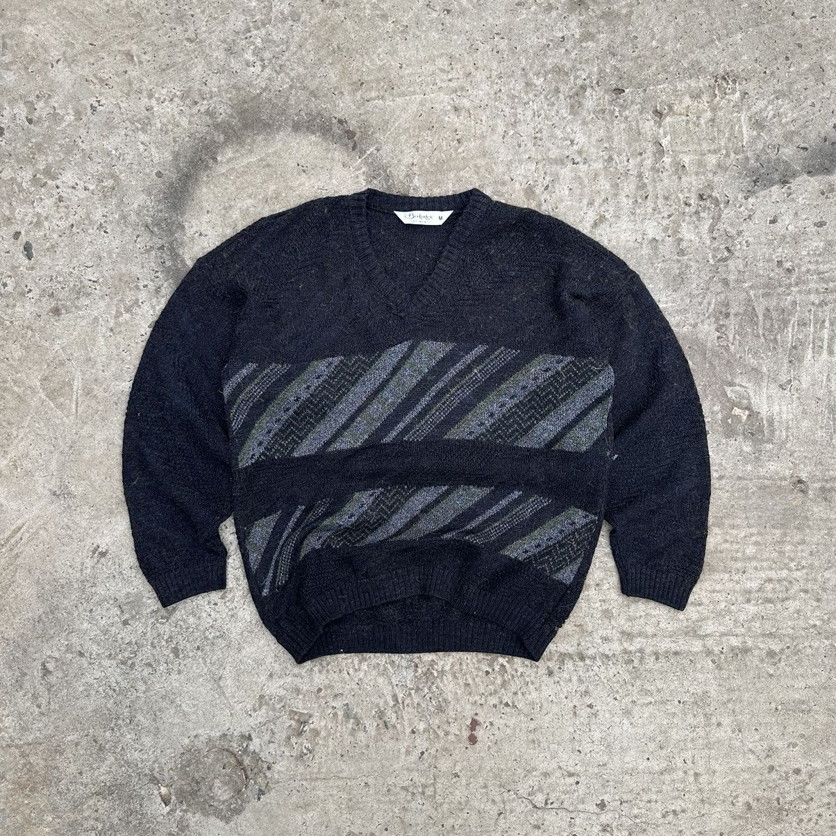 Vintage Vintage Knit Sweater V Neck Style USA 00s Wool Size US M / EU 48-50 / 2 - 1 Thumbnail