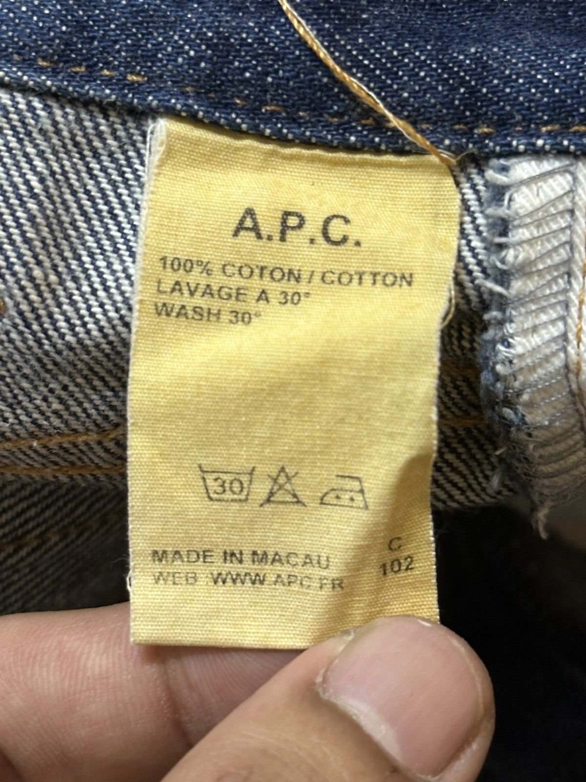 A.P.C. Vintage Japan A.P.C Blue Faded Wash Style Jeans Size US 33 - 10 Thumbnail