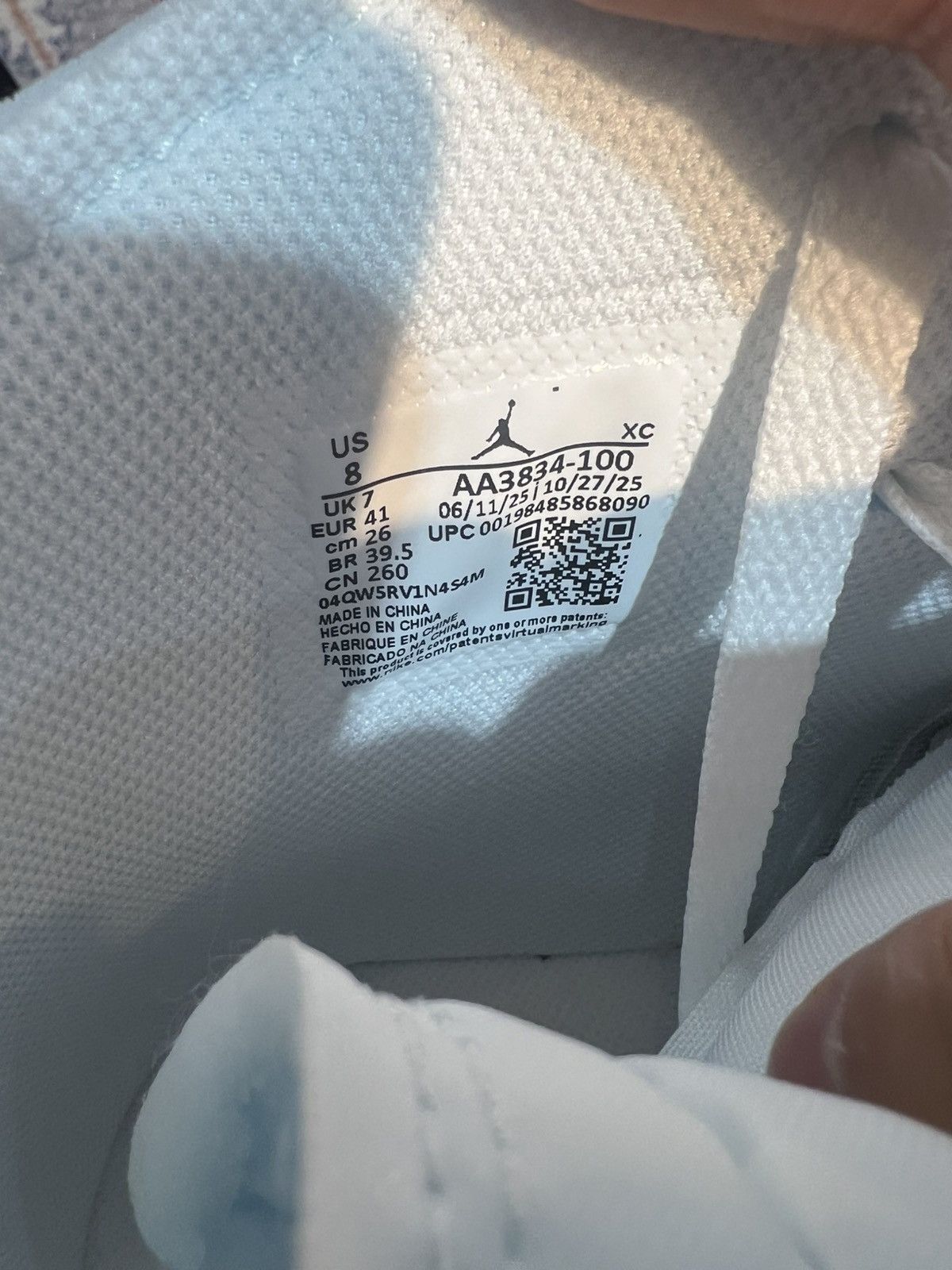 Jordan Brand × Off-White Off White x Air Jordan 1 "Alaska" Size US 8 / EU 41 - 8 Thumbnail