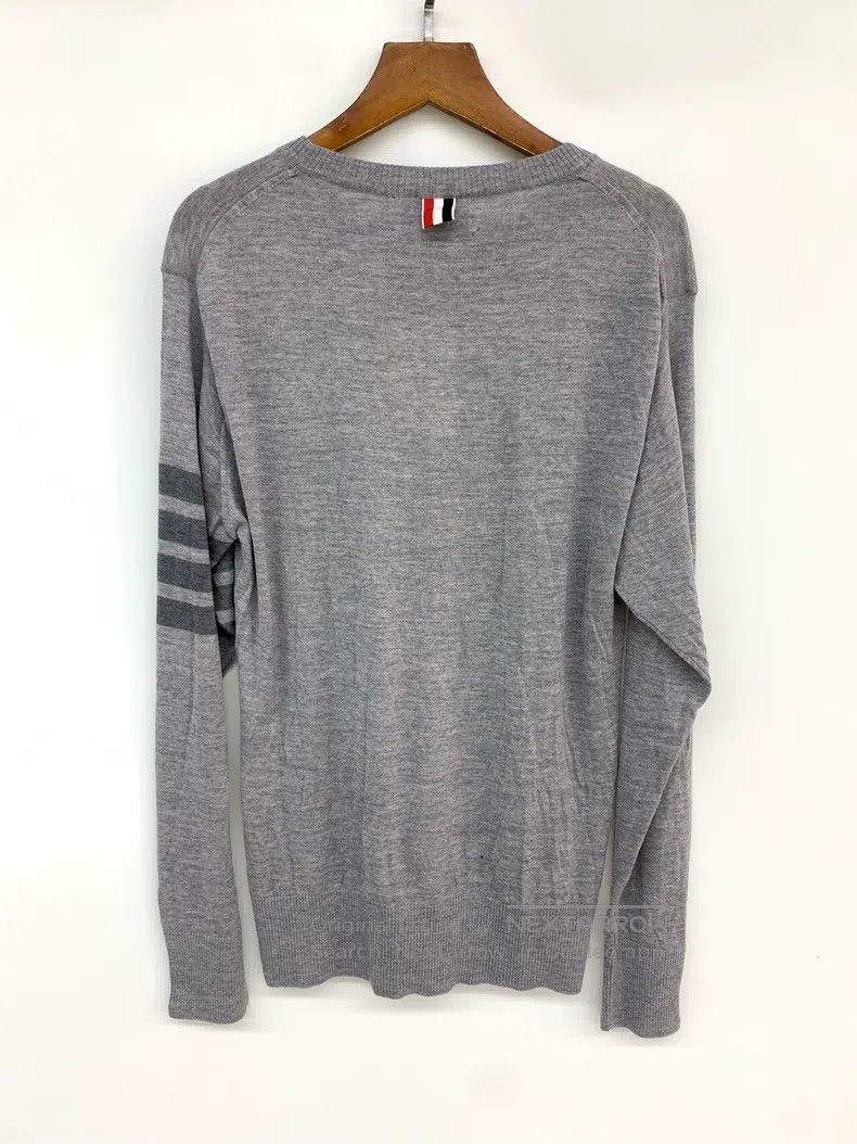 Thom Browne Thom Browne Gray Crew Neck Striped Knit Sweater Size US S / EU 44-46 / 1 - 2 Thumbnail