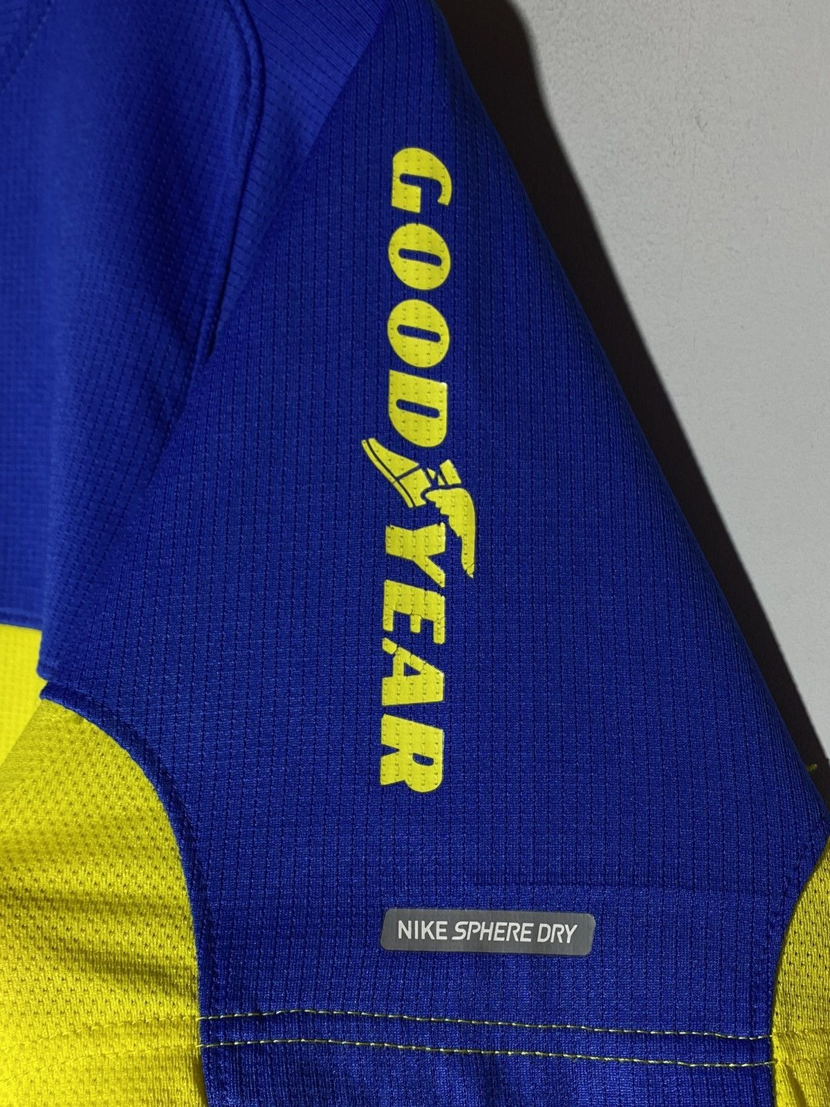Nike Nike Boca Juniors 2005/06 Home Football Shirt Soccer Jersey Size US M / EU 48-50 / 2 - 17 Thumbnail