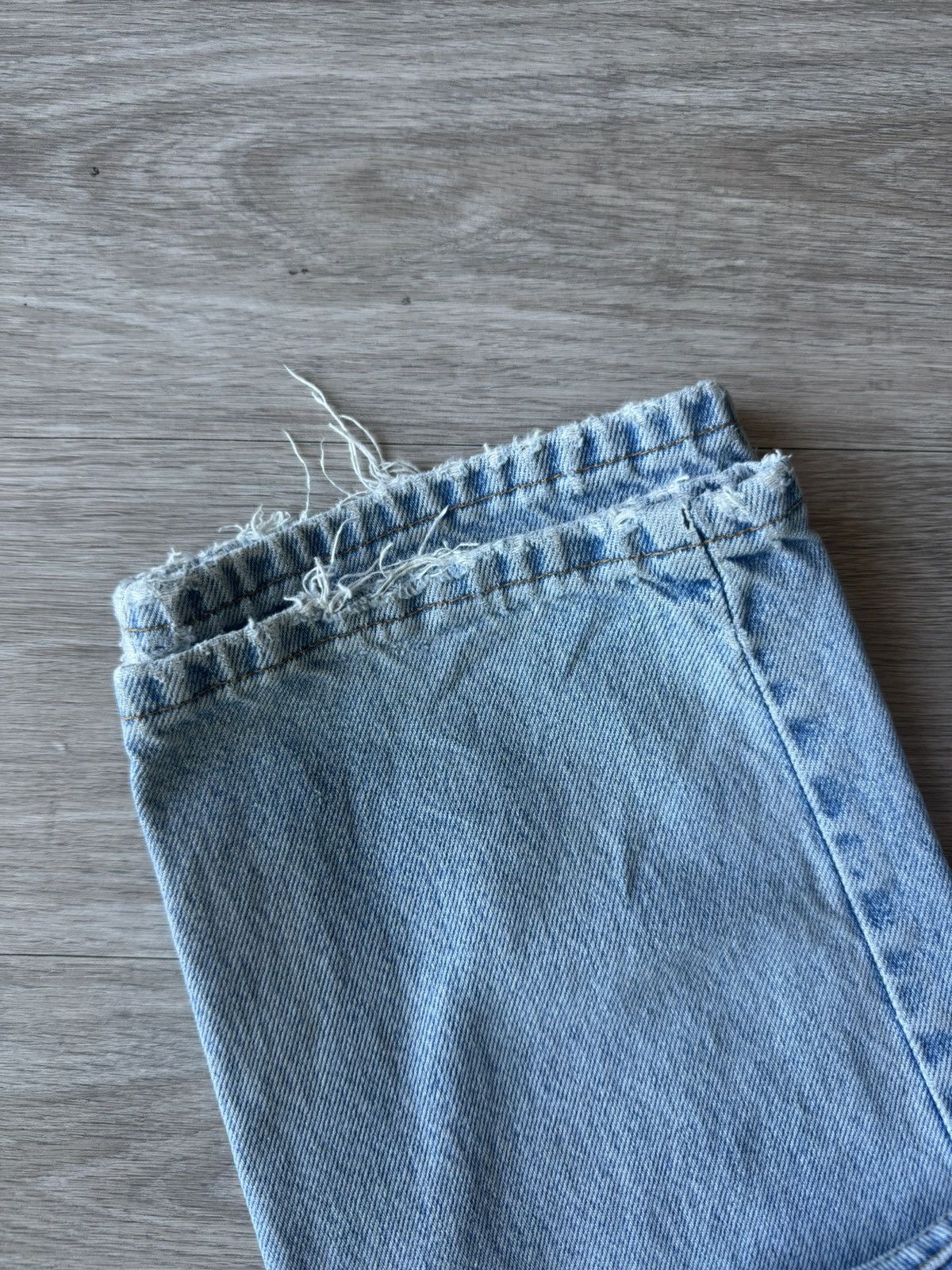 Levi's Vintage Clothing Vintage Levi’s 468 Relaxed Fit 32x34 Y2K Light Wash Red Tab Size US 32 / EU 48 - 15 Thumbnail