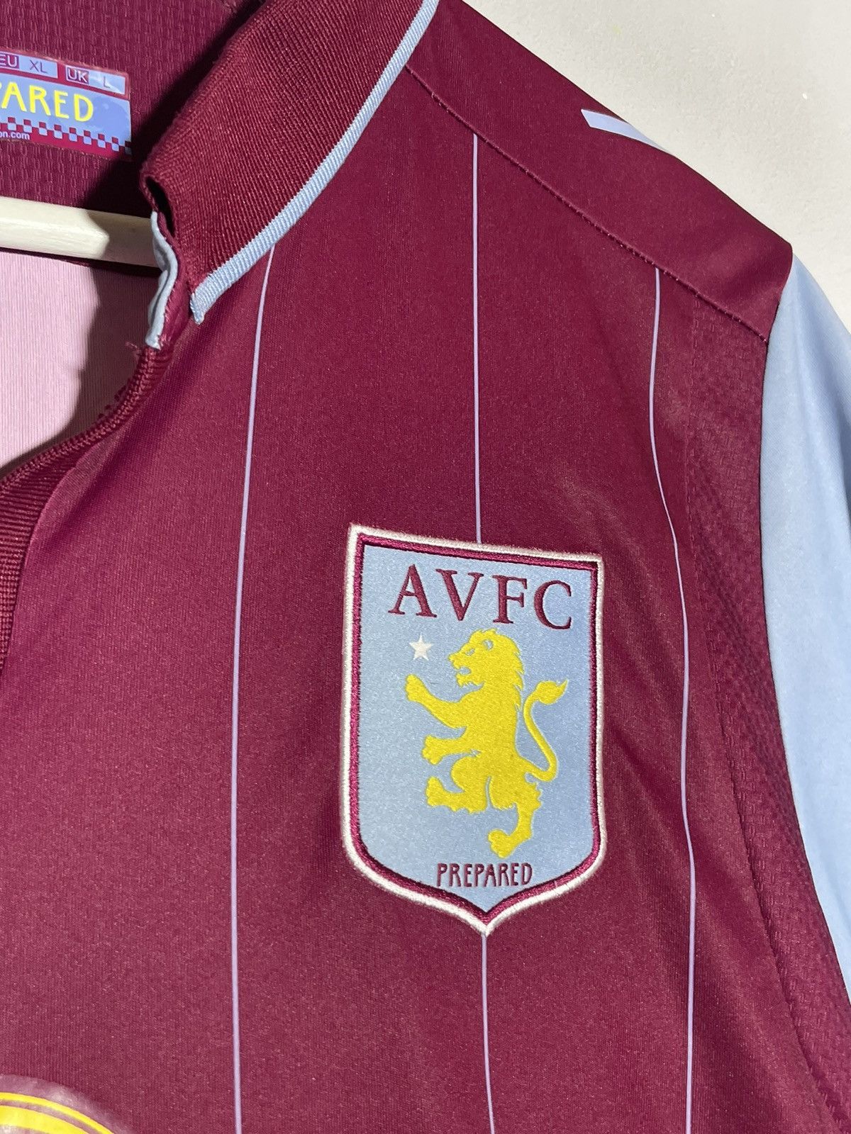 Macron Aston Villa Macron 2014/15 Home Y2k Football Shirt Size US XL / EU 56 / 4 - 4 Thumbnail