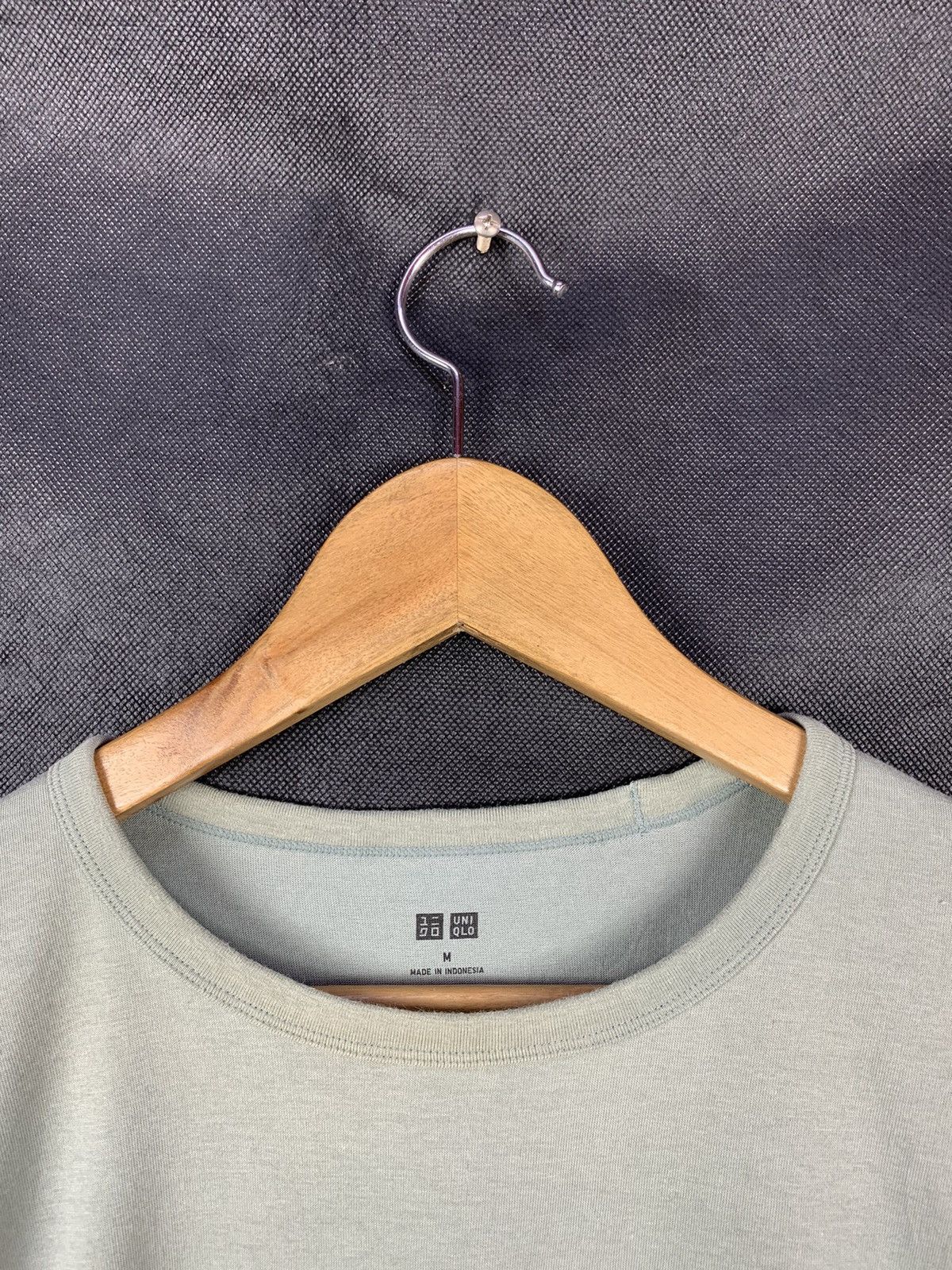 Japanese Brand Steals! Uniqlo Airism Plain Tee Size US M / EU 48-50 / 2 - 3 Thumbnail