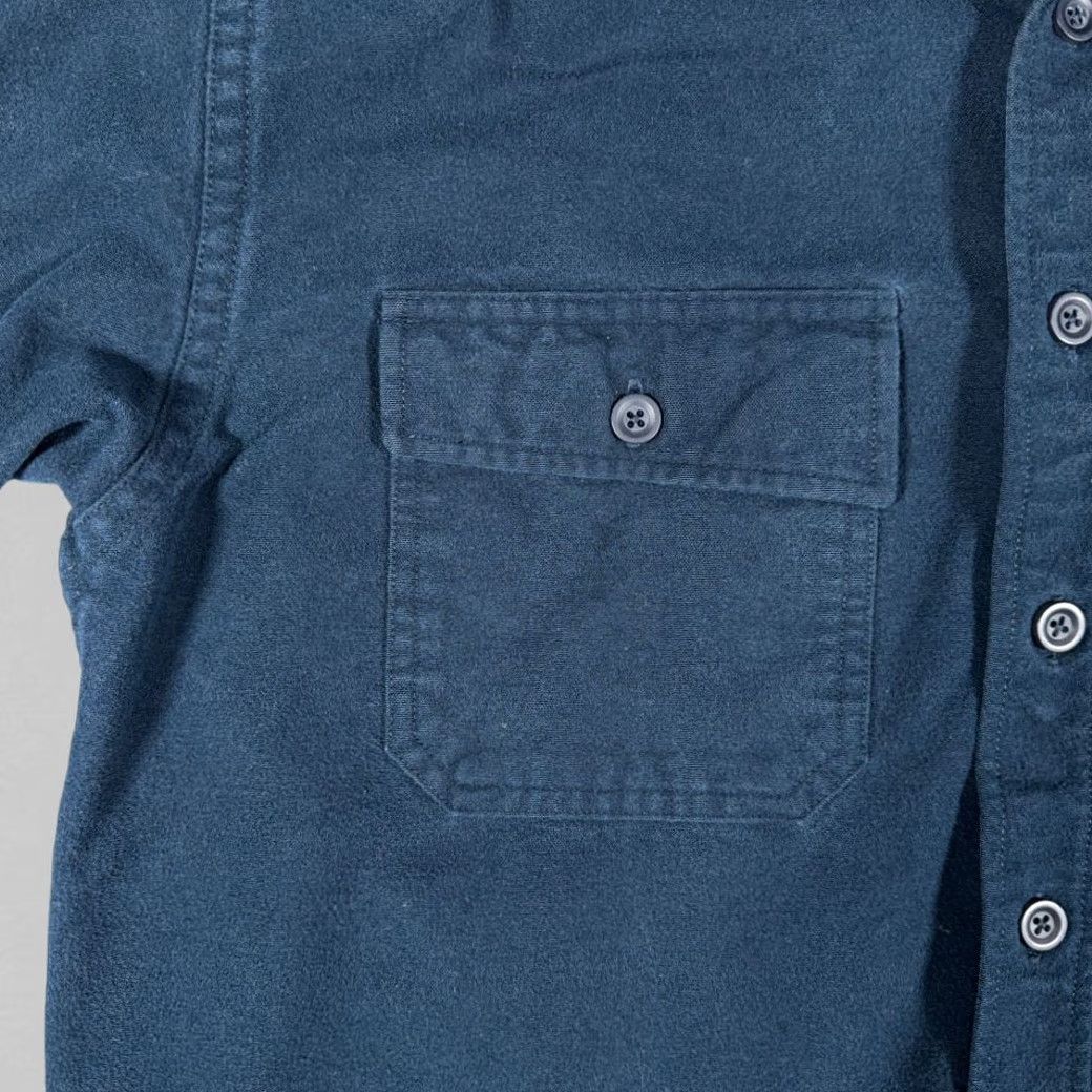Vintage VINTAGE LL Bean Shirt Mens Blue Chamois Flannel 90s Heritage Button-Up Pocketed 30" Length Medium... Size US M / EU 48-50 / 2 - 5 Thumbnail