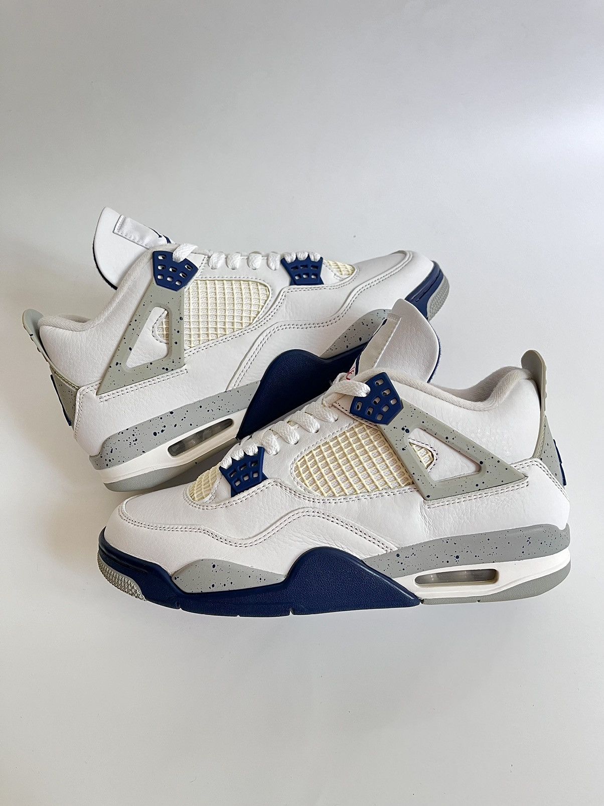 Jordan Brand Air Jordan 4 “Midnight Navy” Size US 8.5 / EU 41-42 - 7 Thumbnail