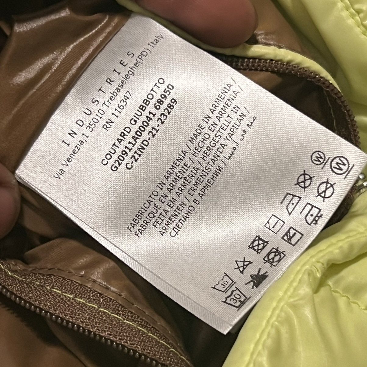 Moncler Moncler Coutard Quilted Glossed Shell Hooded Jacket Neon Size US XL / EU 56 / 4 - 15 Thumbnail