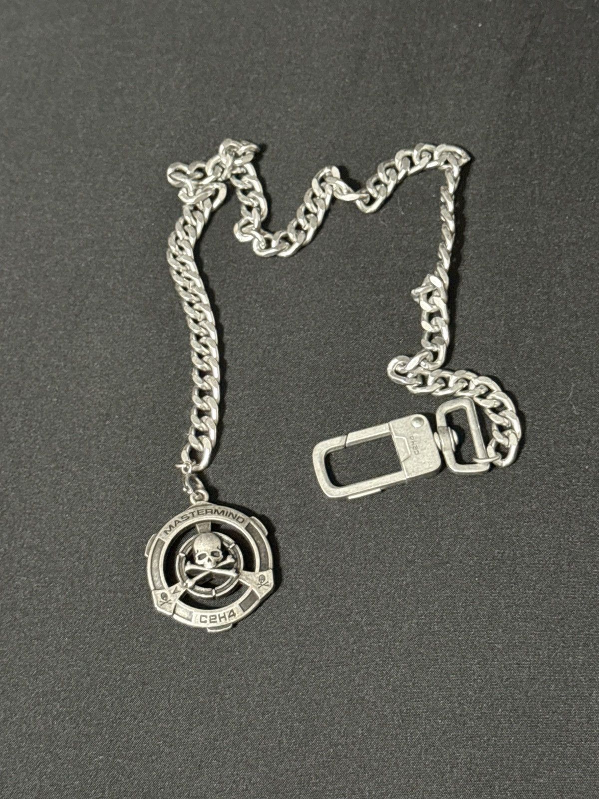 C2H4 × Mastermind Japan RARE C2H4 x Mastermind Japan Skull Medallion Wallet Chain Size ONE SIZE - 5 Thumbnail
