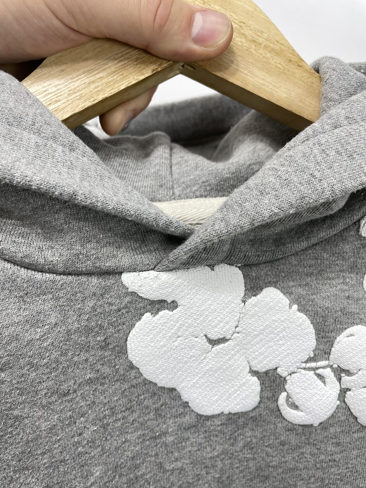 DENIM TEARS Denim Tears Floral Hoodie – Grey – Size S – Made in Portugal Size US S / EU 44-46 / 1 - 8 Thumbnail