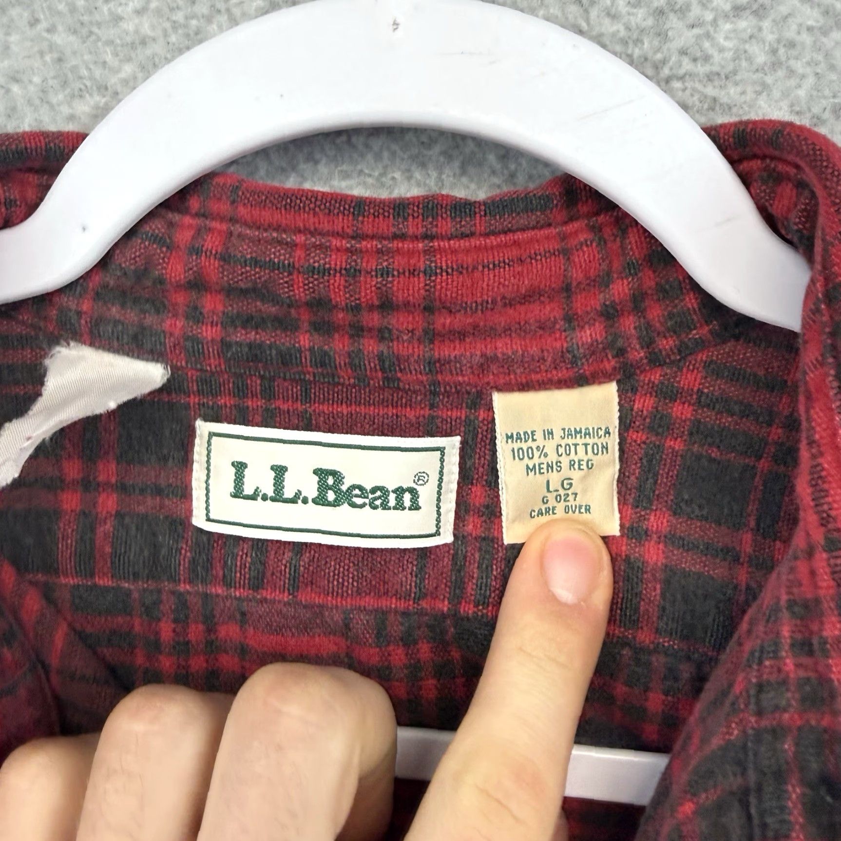Vintage VINTAGE L.L. Bean Red Tartan Plaid Flannel Button Shirt Men L Red Cotton Shirt Size US L / EU 52-54 / 3 - 4 Thumbnail