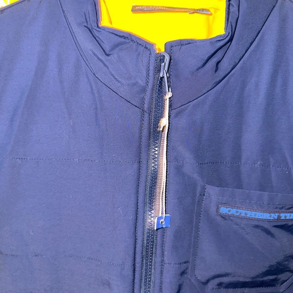 Southern Tide Southern Tide Navy Blue & Yellow Reversible Gilet Vest Size Size US M / EU 48-50 / 2 - 5 Thumbnail
