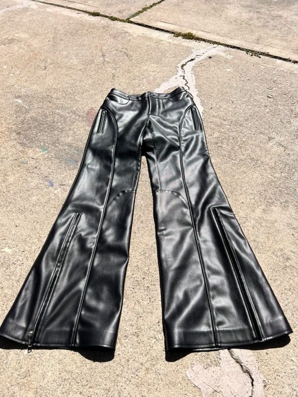 Vintage SKIMS Pleather Bell Bottoms Size US 30 / EU 46 - 7 Thumbnail