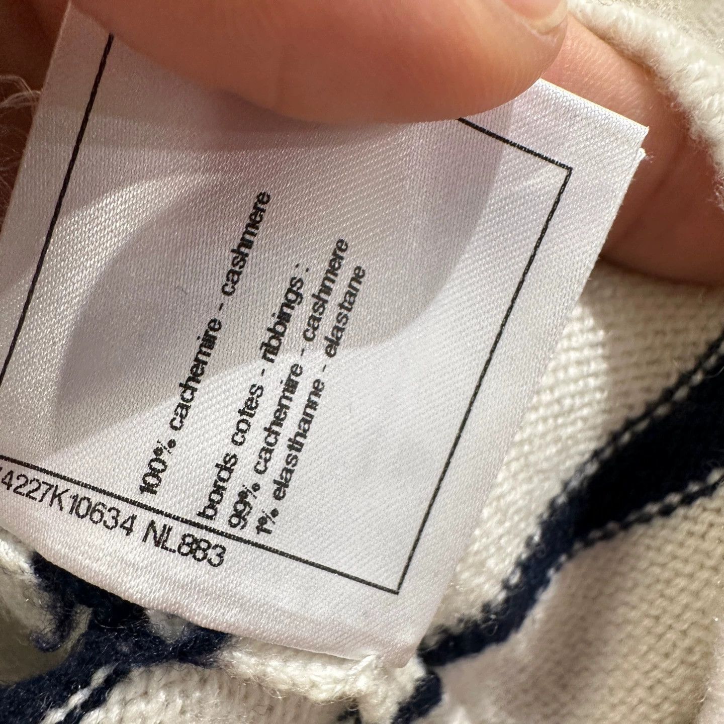 Chanel Chanel 23C Striped Sequin Logo Cashmere Sweater 42 Size M / US 6-8 / IT 42-44 - 8 Thumbnail