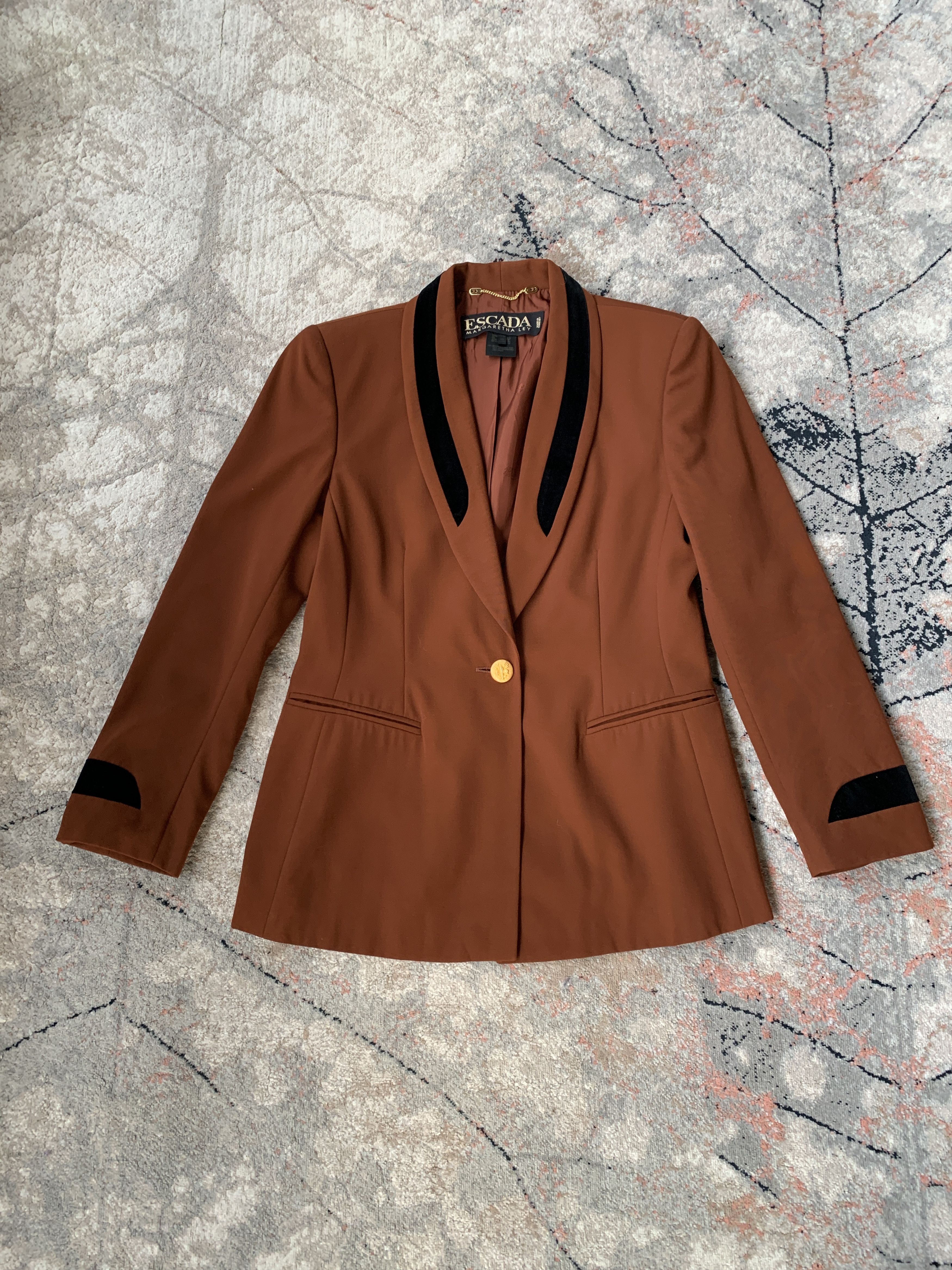 Escada Vintage Escada Blazer & Skirt Size S / US 4 / IT 40 - 2 Thumbnail