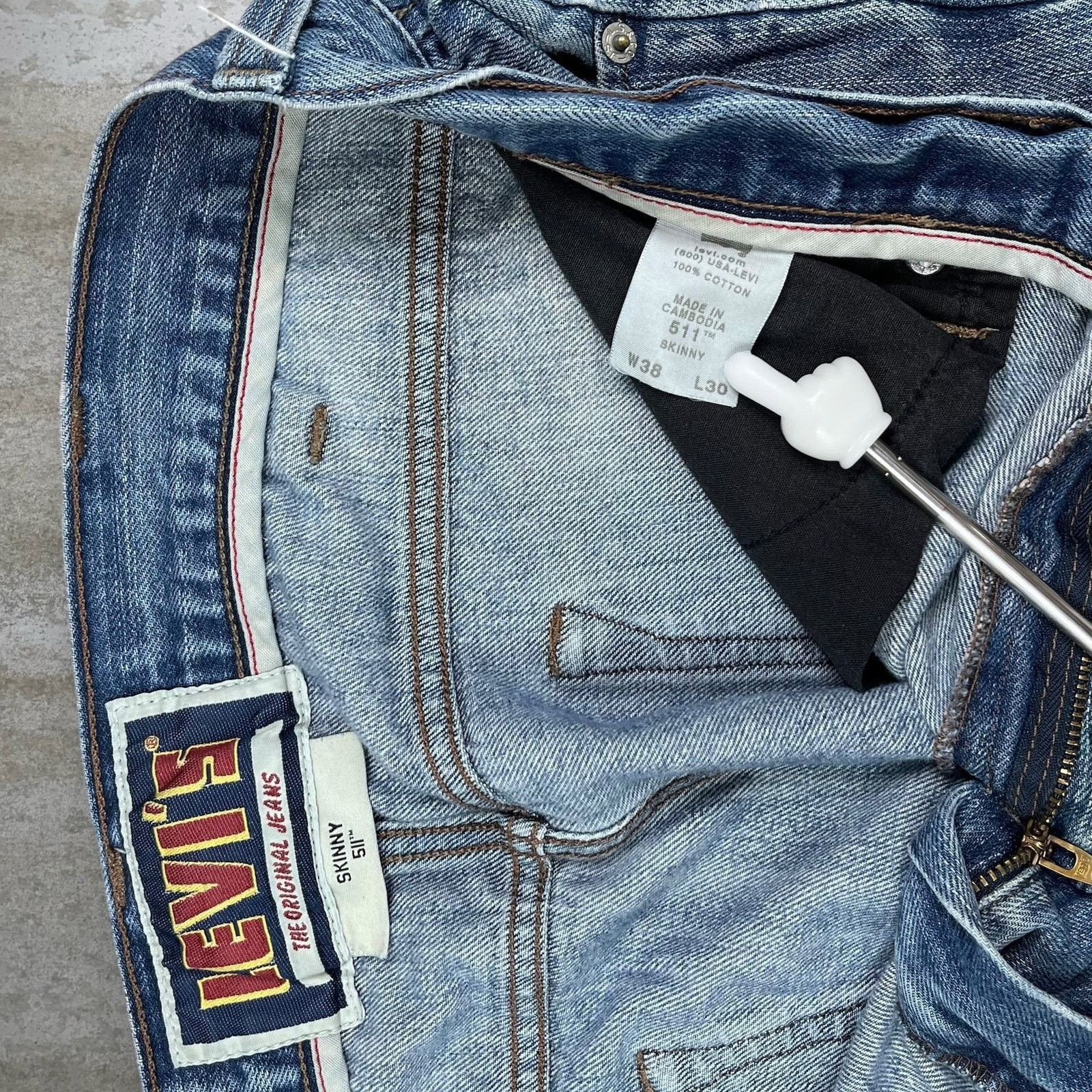 Levi's Vintage Y2K Levis Jeans 511 38x30 Skinny Medium Wash Denim Size US 38 / EU 54 - 6 Thumbnail