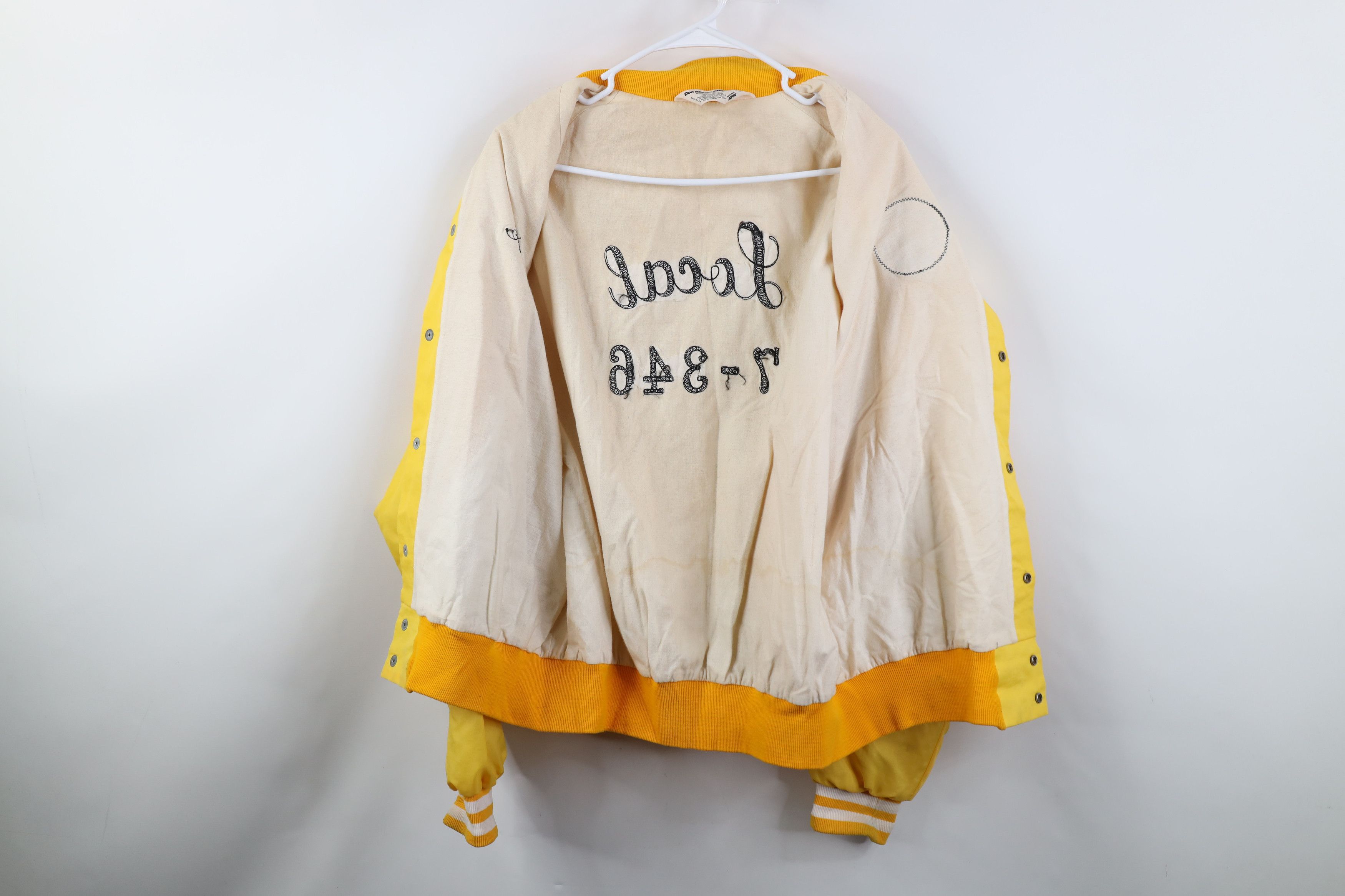 Vintage Vintage 70s Oil Chemical Atomic International Bomber Jacket Size US XL / EU 56 / 4 - 11 Thumbnail