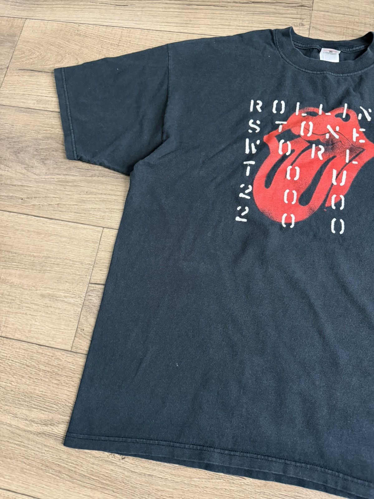 Vintage Vintage 2003 Rolling Stone Faded Black Band T-shirt XXL Size US XXL / EU 58 / 5 - 4 Thumbnail