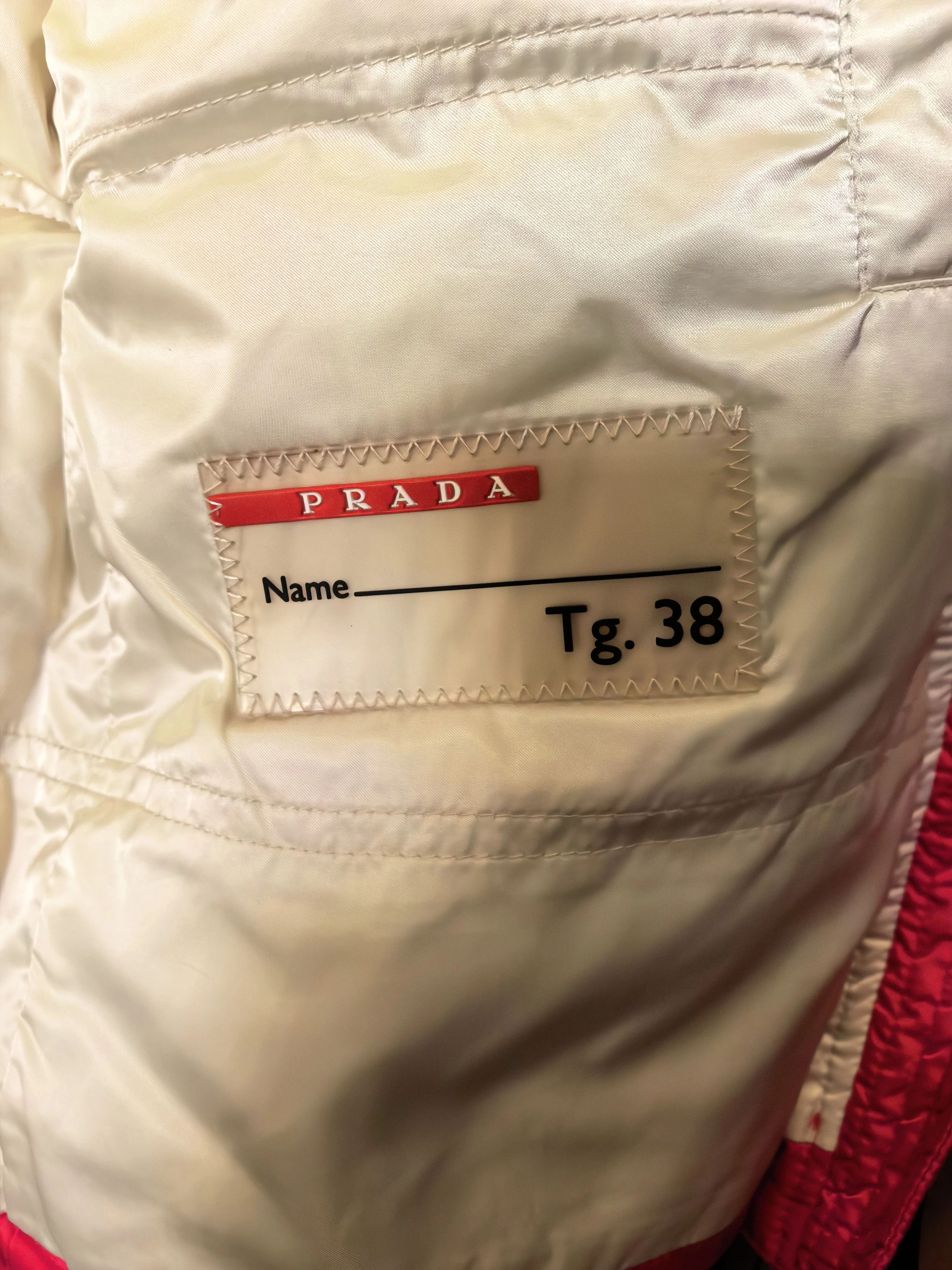 Prada Prada Red Classic Triangle Logo Down Jacket 38 Size XS / US 0-2 / IT 36-38 - 8 Thumbnail