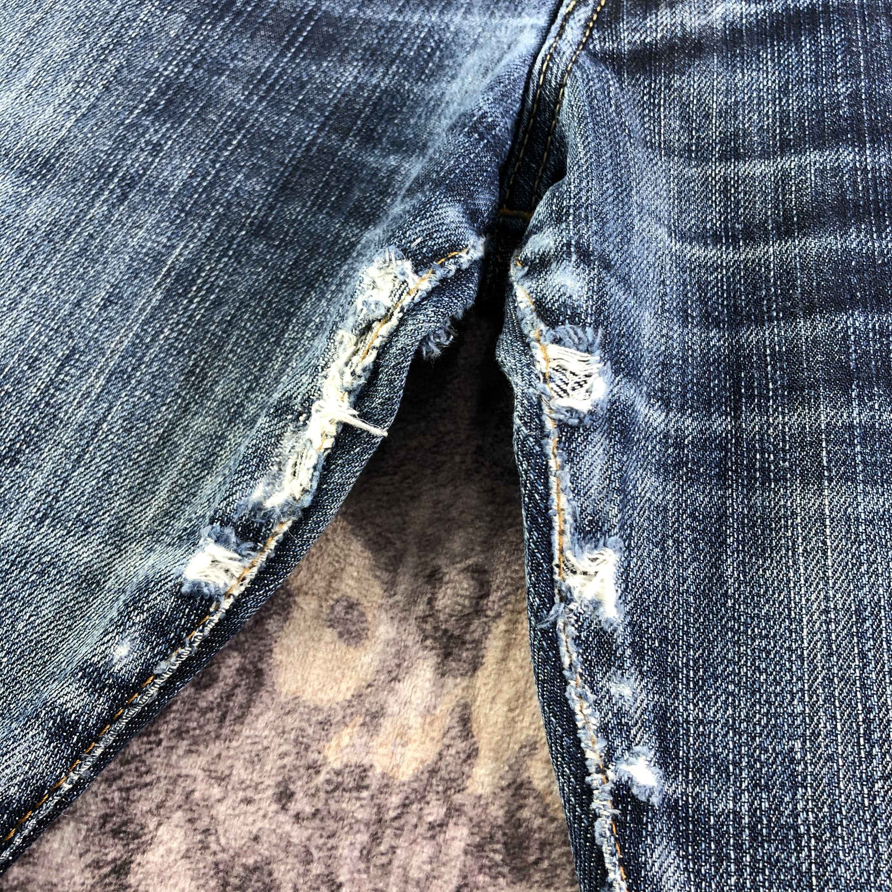 Levi's × Vintage 90s Vintage Blue Wash Levis 505 Jeans-JM3213 Size US 35 - 8 Thumbnail