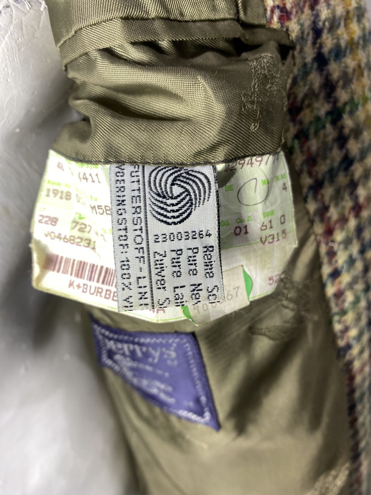 Burberry 1980s jacket from the Burberry fashion house Size US M / EU 48-50 / 2 - 11 Thumbnail