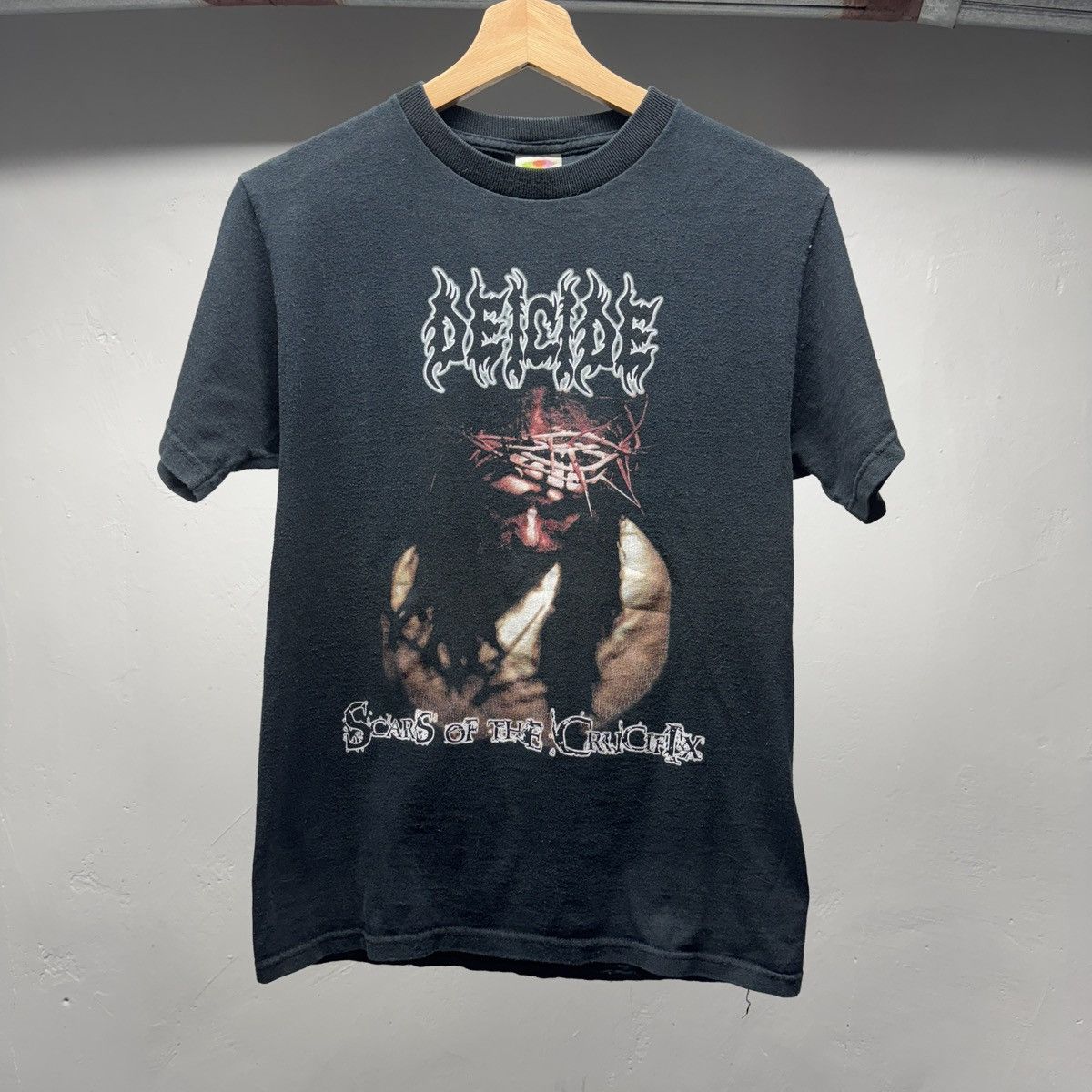 Band Tees Deicide Scars of the Crucifix Shirt ERD Grunge Faded Size US S / EU 44-46 / 1 - 1 Thumbnail