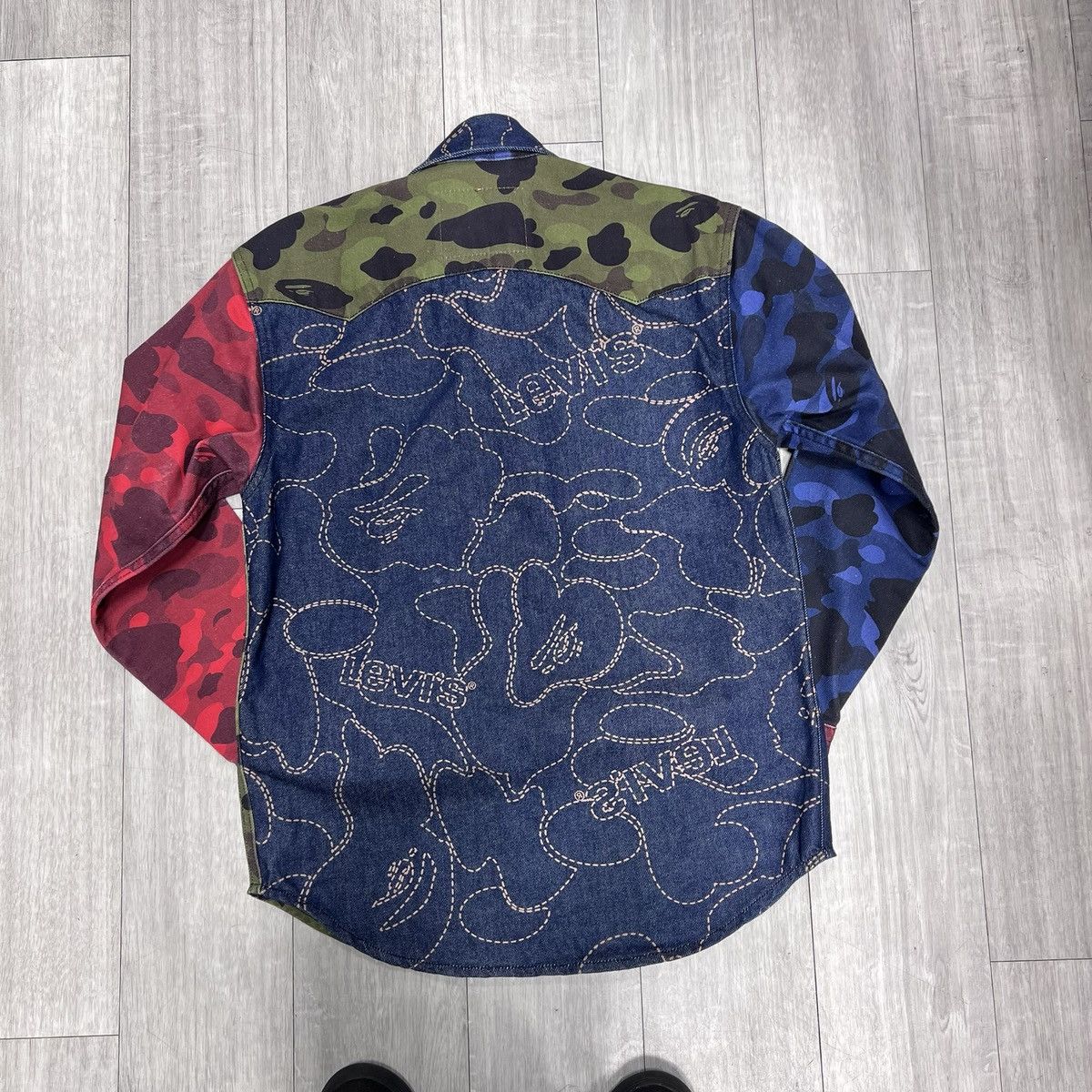 Bape × Levi's Levi x BAPE trucker button up Size US S / EU 44-46 / 1 - 9 Thumbnail
