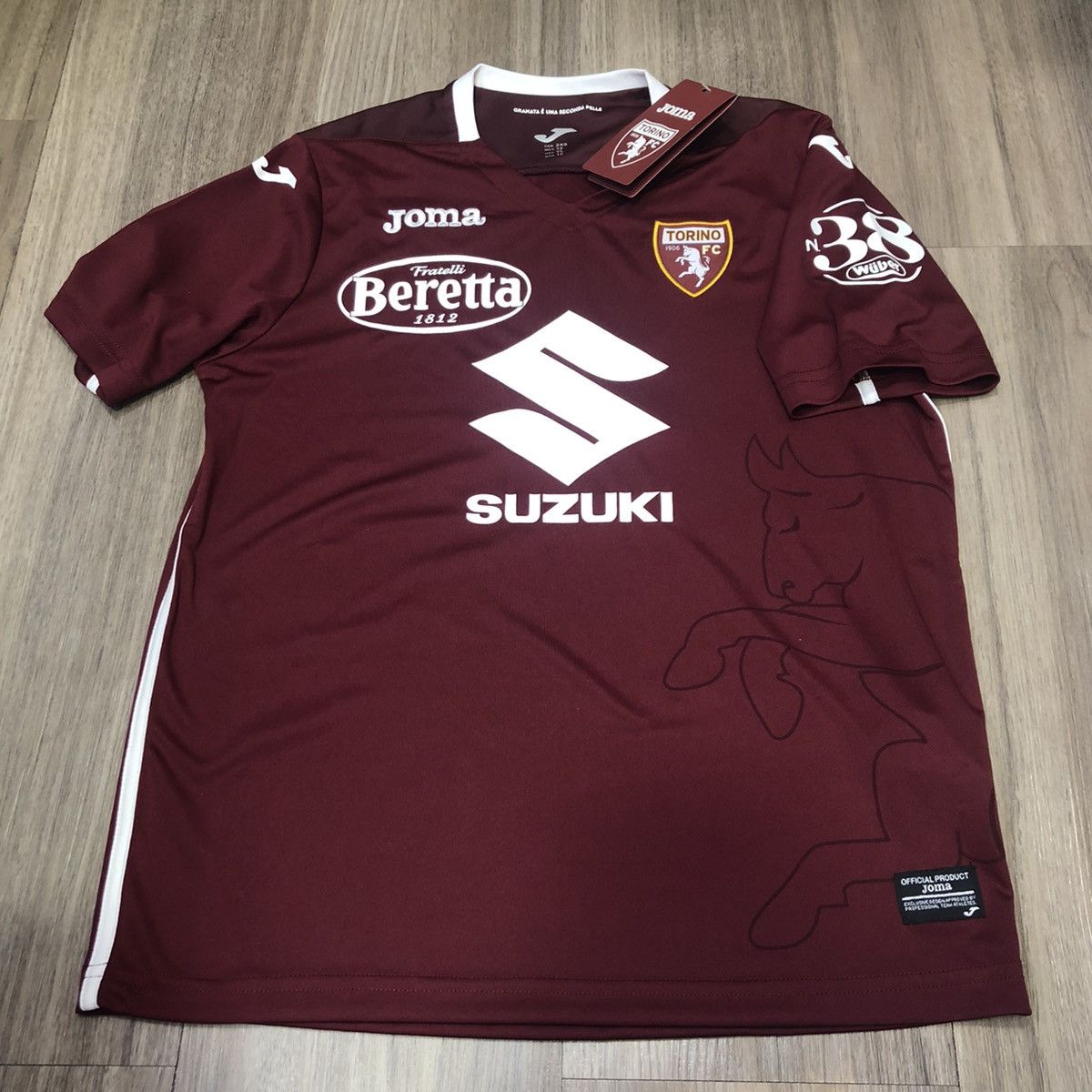 Joma Torino 20/21 home shirt (Bnwt) Size US XXS / EU 40 - 1 Thumbnail