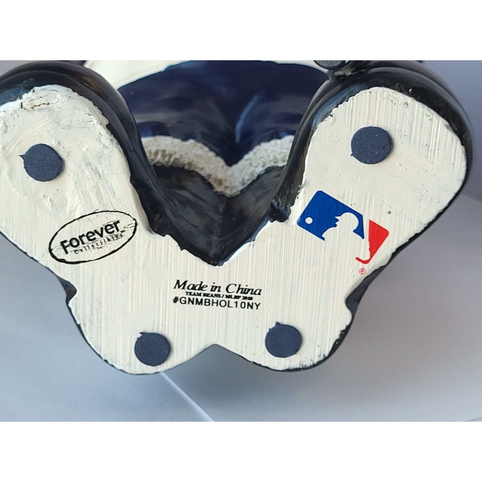 MLB MLB Yankees Forever Collectible Santa 2010 Discontinued NY Size ONE SIZE - 6 Thumbnail