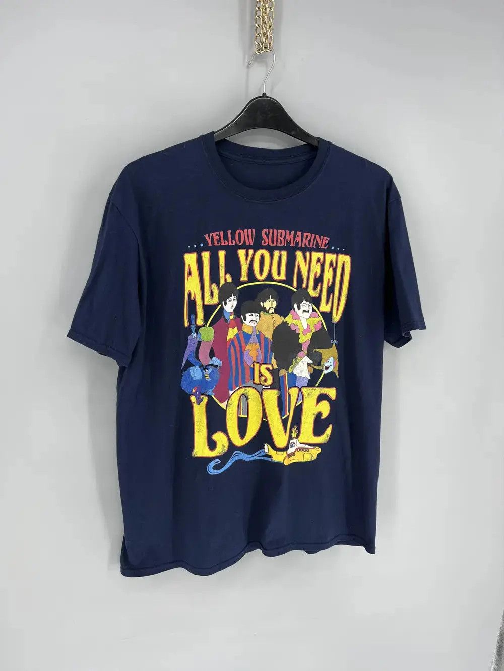 Band Tees Vintage Y2K The Beatles All You Need Thrashed Rock Size US XL / EU 56 / 4 - 2 Thumbnail