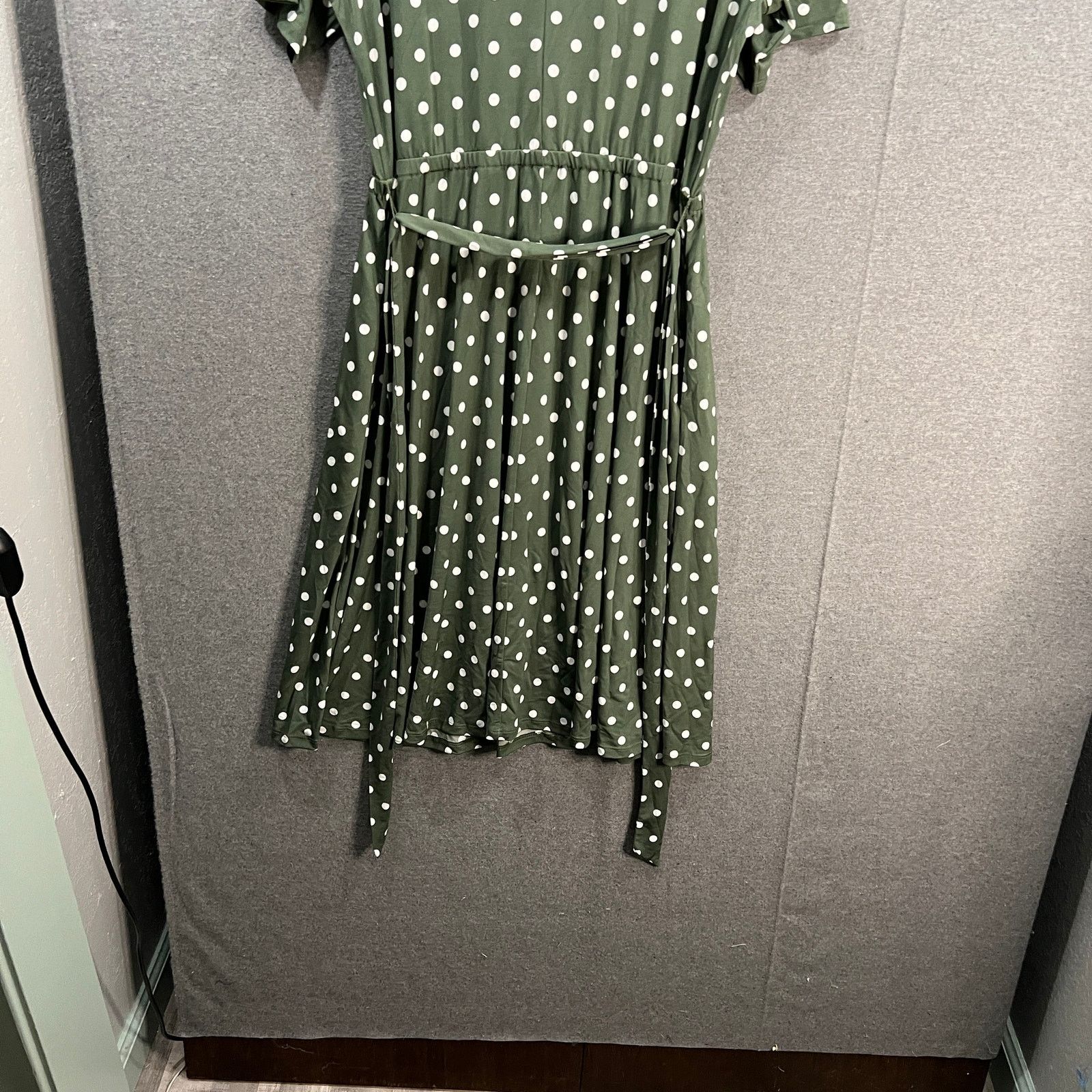 Other Girl With Curves Regular Collared Knit Midi Shirt Dress Oliv Size M / US 6-8 / IT 42-44 - 14 Thumbnail