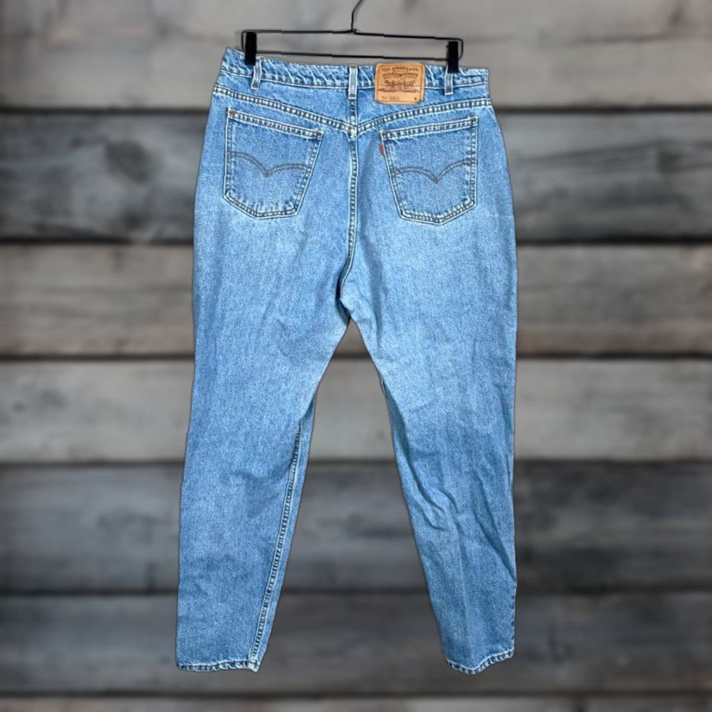 Levi's VINTAGE Levi's 90s Women's Relaxed Fit Tapered Leg Jeans 18W (35 x 30) Blue Orange Tab Classic Size 40" / US 18 - 1 Thumbnail