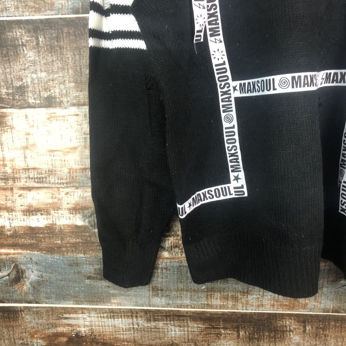 Japanese Brand Max Soul Black ripped distressed Knitwear #A2345 Size US L / EU 52-54 / 3 - 7 Thumbnail