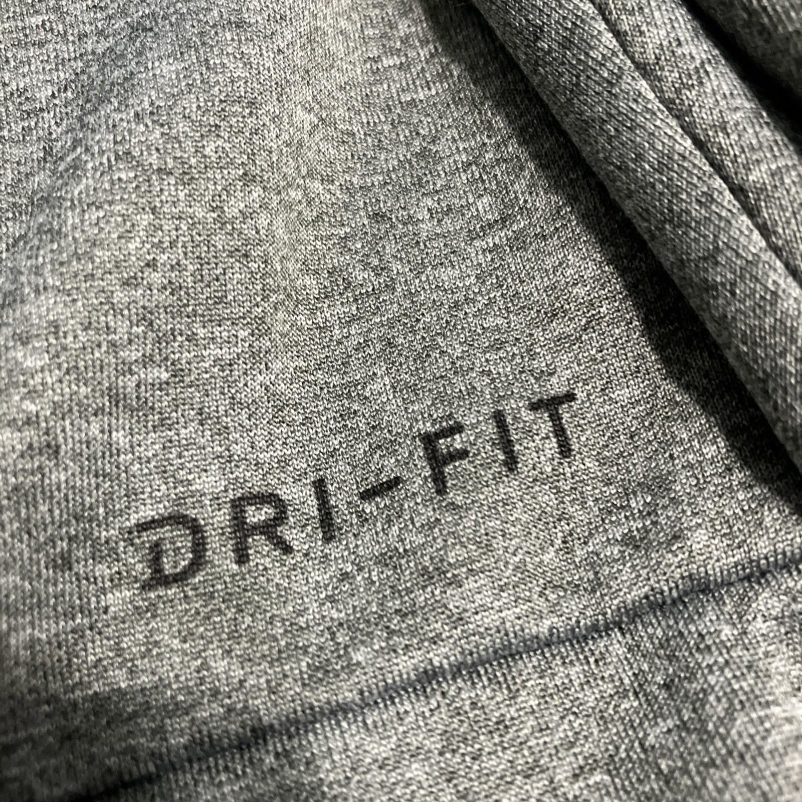 Nike Nike Dri-Fit Men’s Hoodie Long Sleeve Gray Size L Size US L / EU 52-54 / 3 - 6 Thumbnail
