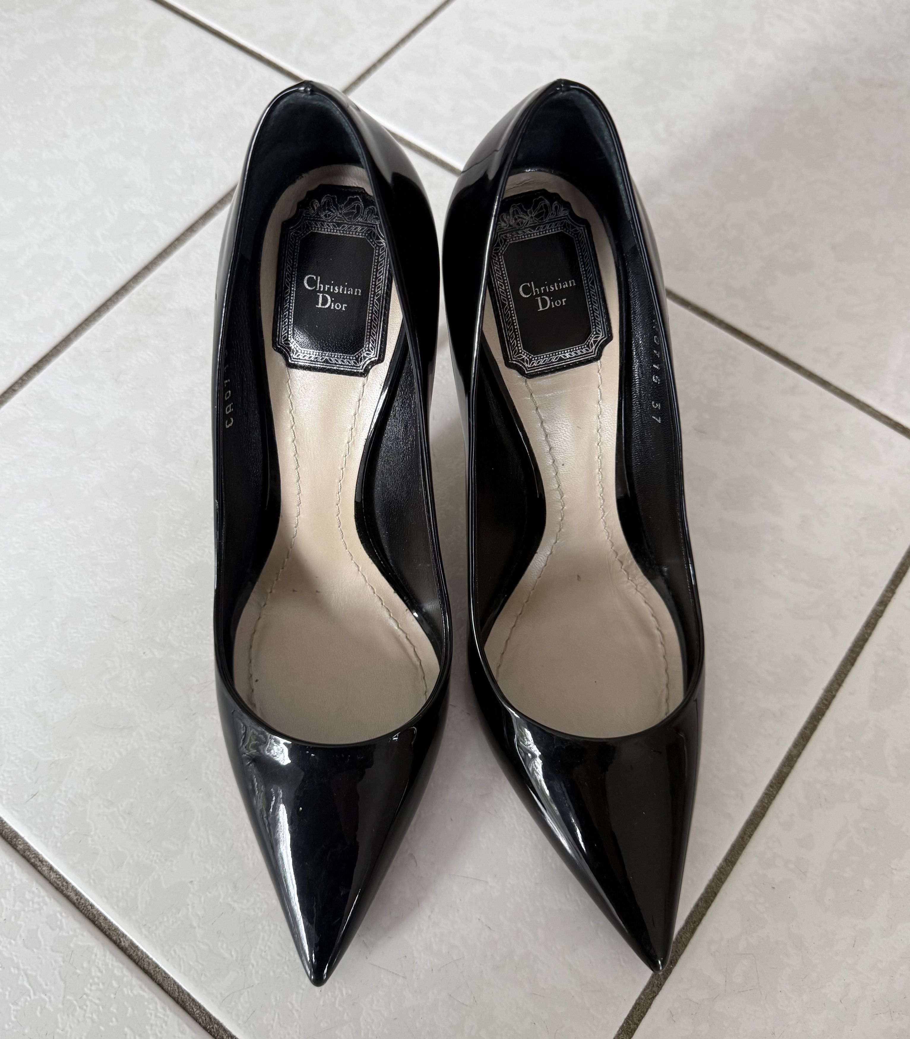 Dior Christian Dior Black Patent Leather Pointed-Toe Pumps 37(IT) Size US 7 / IT 37 - 2 Thumbnail