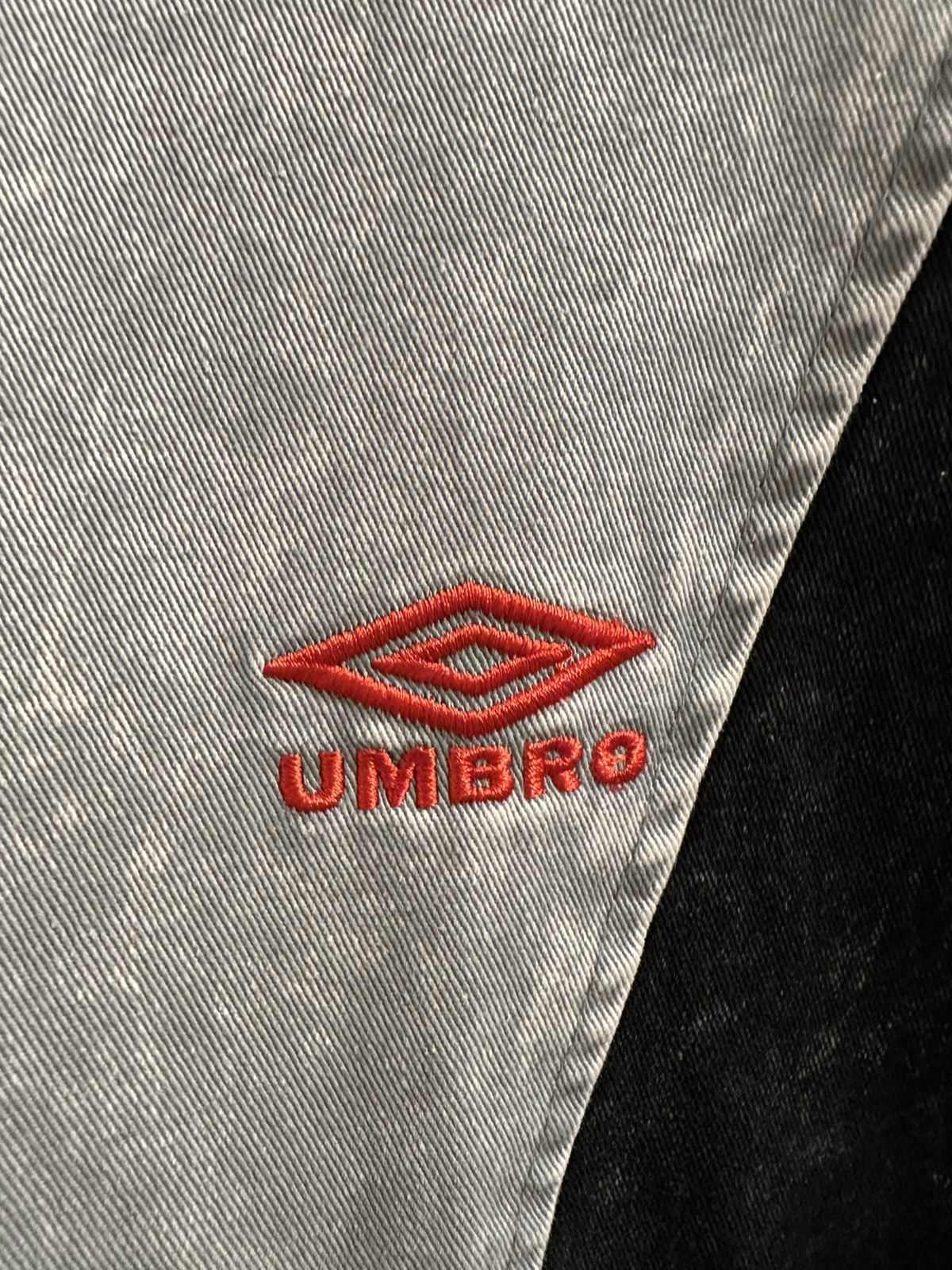 Umbro Umbro grey & black sweater Size US S / EU 44-46 / 1 - 2 Thumbnail