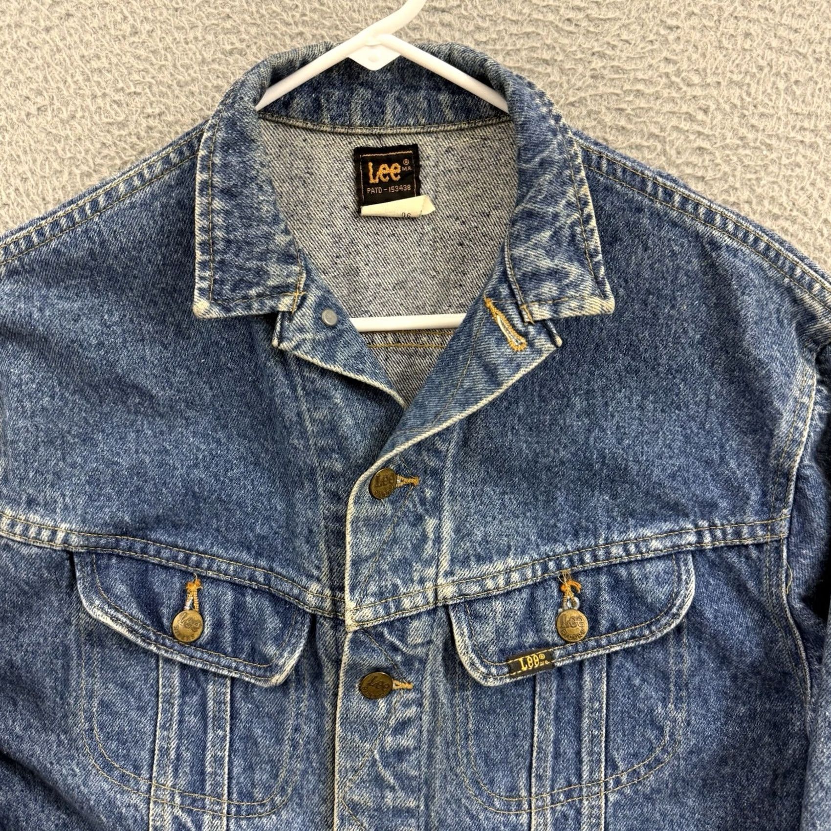 Lee VINTAGE Lee Denim Jacket Women Medium Blue 80s Trucker Distress Jean Western USA Jacket Mens Womens Size 32" / US 10 / IT 46 - 3 Thumbnail
